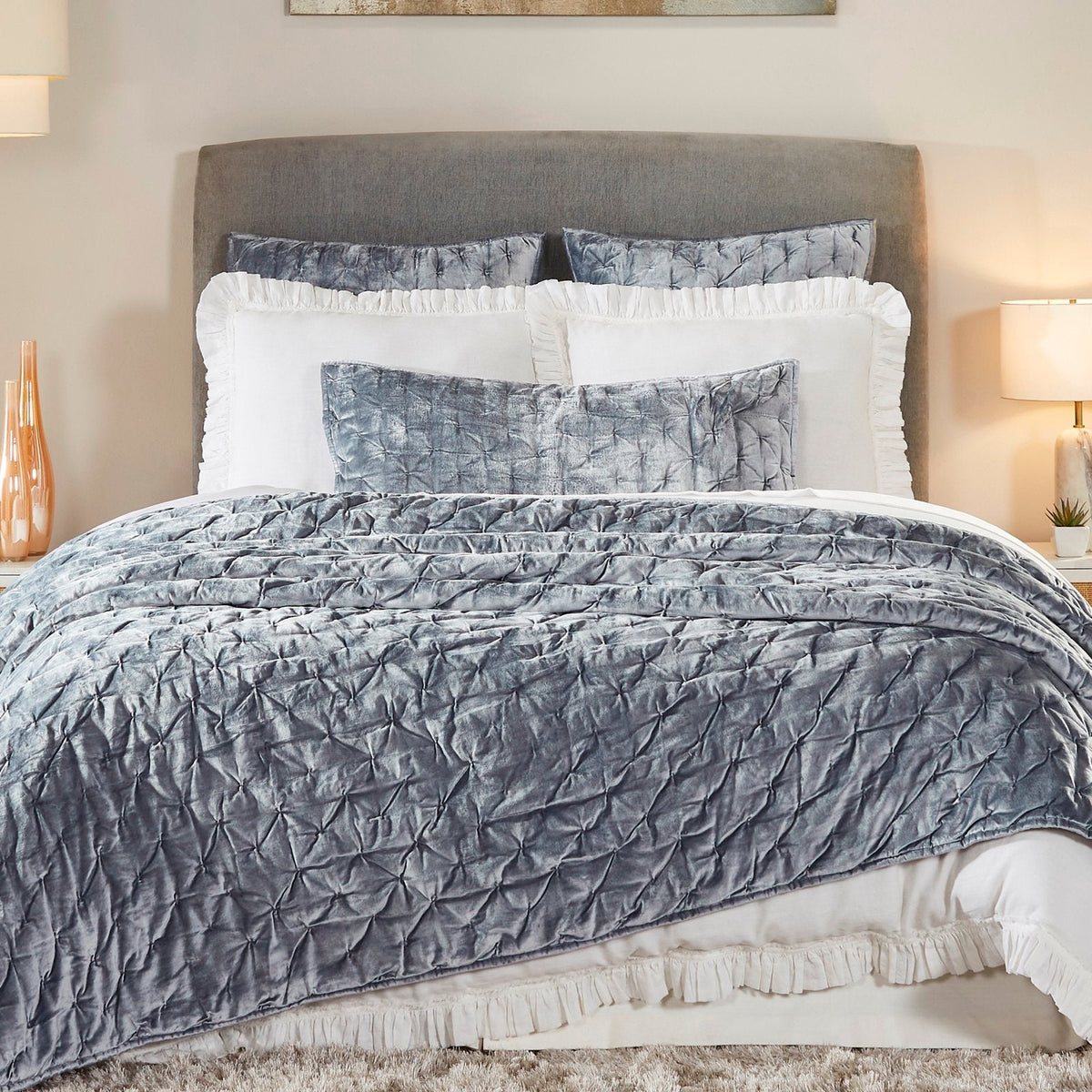 QT-336-9496_1|Plush blue velvet quilt featuring a modern pinched quilting design, adding luxurious texture and cozy warmth to your bed.