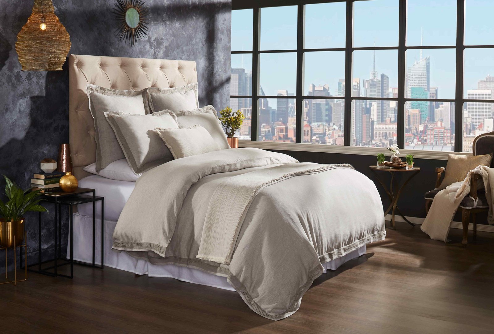 DT-022-9092_3|Luxury cream linen duvet cover with elegant fringe trim, perfect for a cozy bedroom aesthetic, queen/king size.