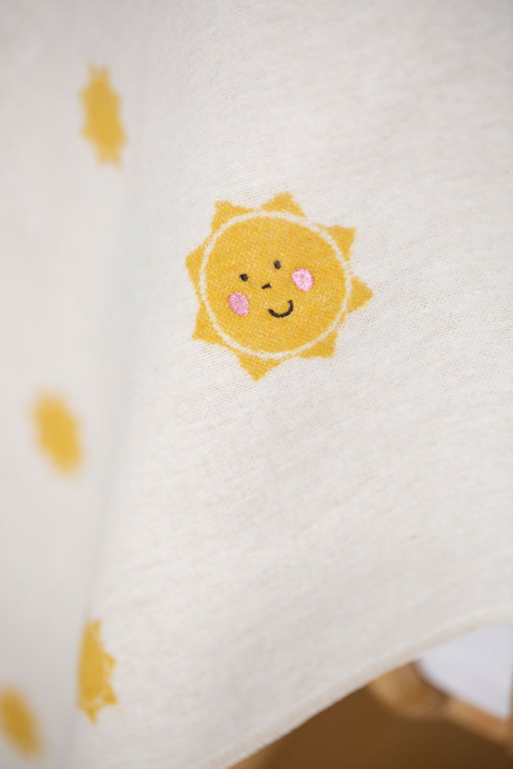 JUWEL baby blanket "suns allover" with embroidery in . Blanket made by David Fussenegger , a family-run mill in Austria.