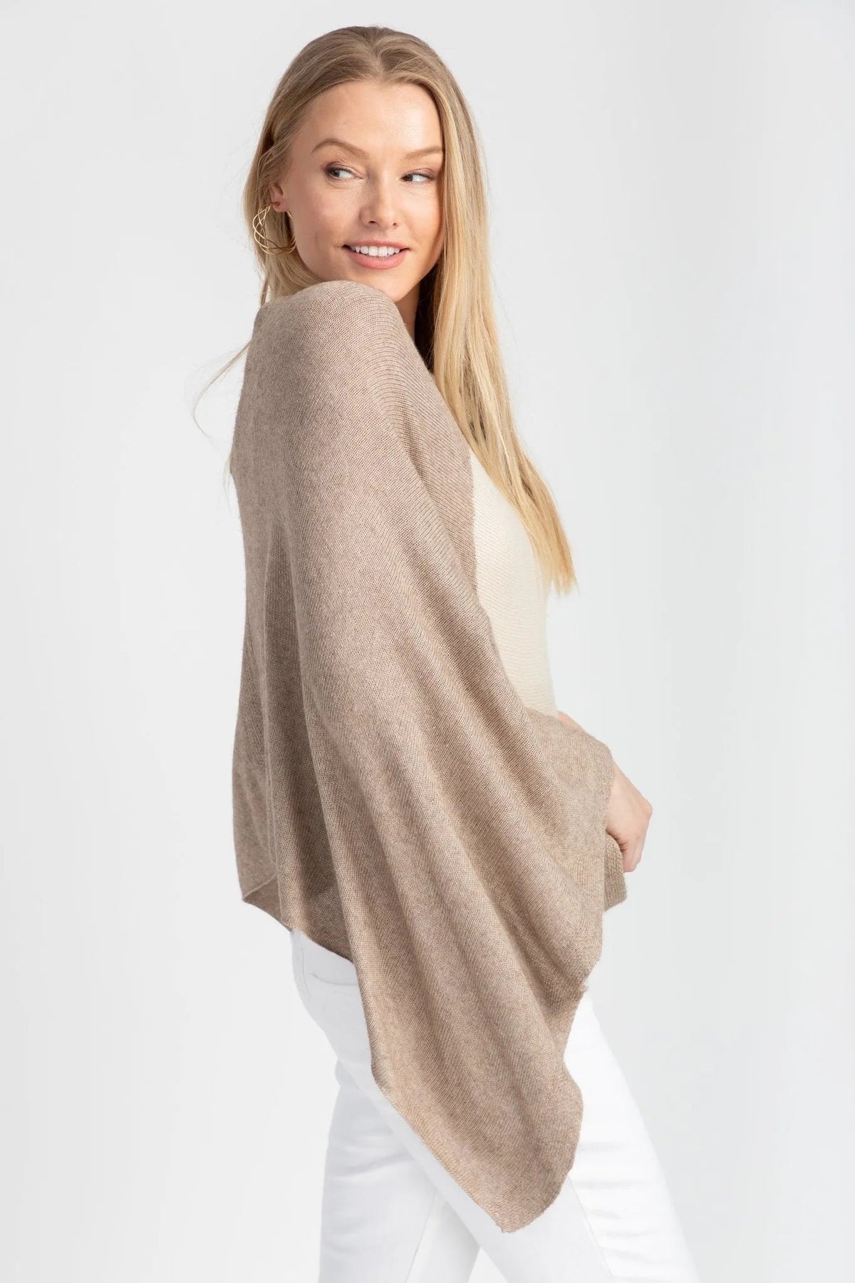Heart Cashmere and Silk Poncho - Linen