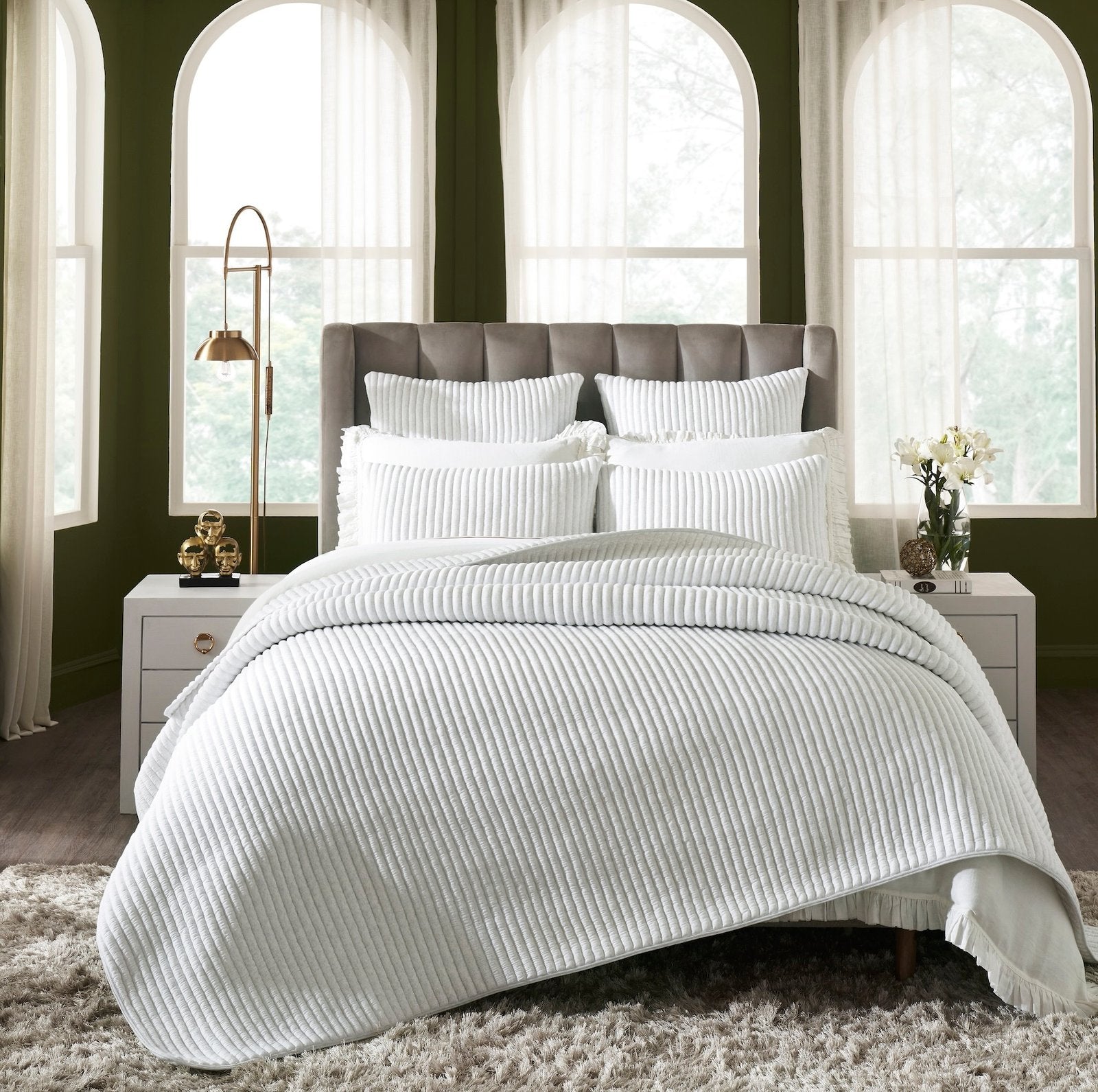 QT-367-11096_2|White corded textured quilted bedspread brings a chic and modern touch to any bedroom. Soft, inviting, and elegant.