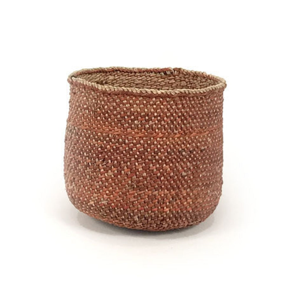 Small Iringa basket from Tanzania, auburn color