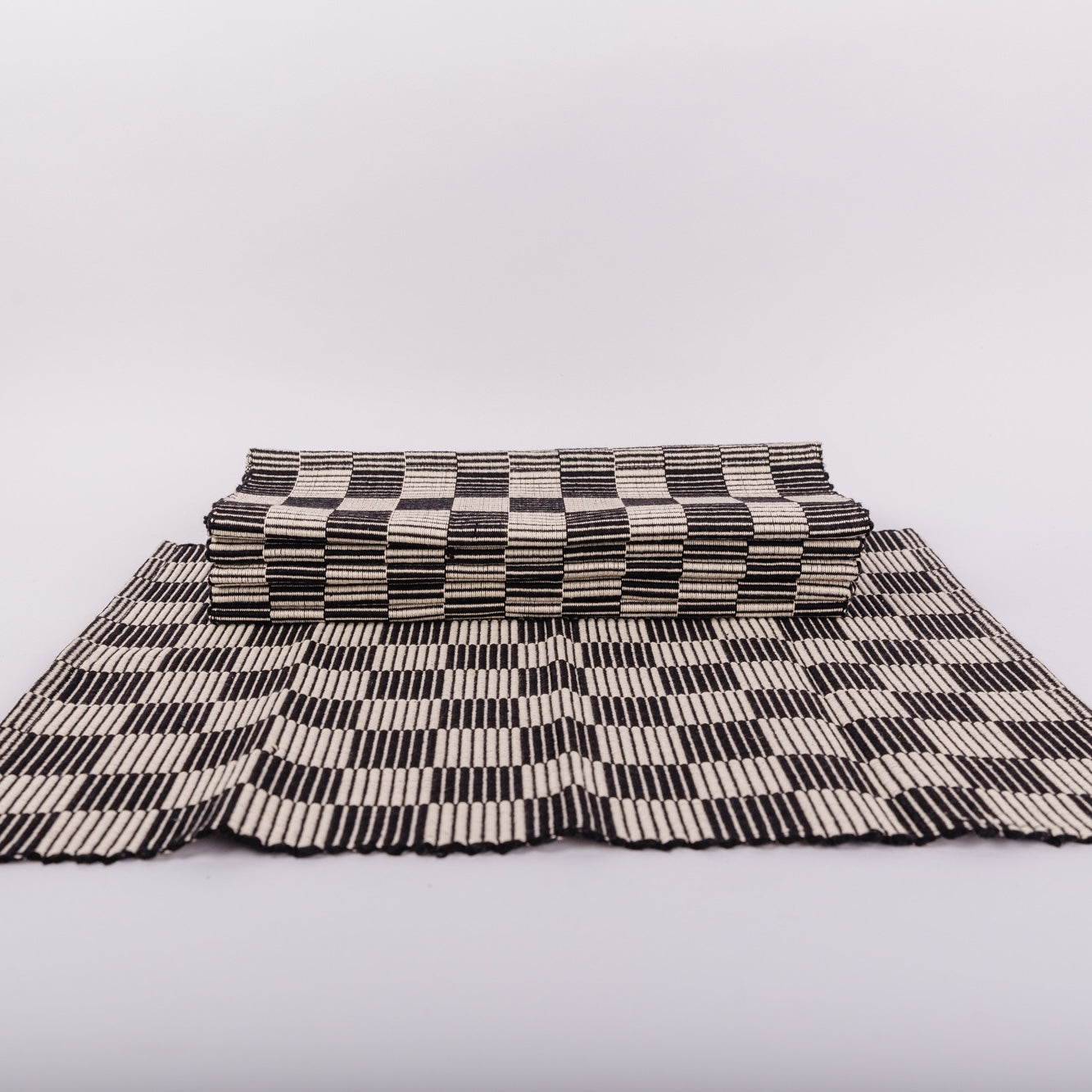 S/4 Handloomed Checkered Placemats - Thumbnail 3