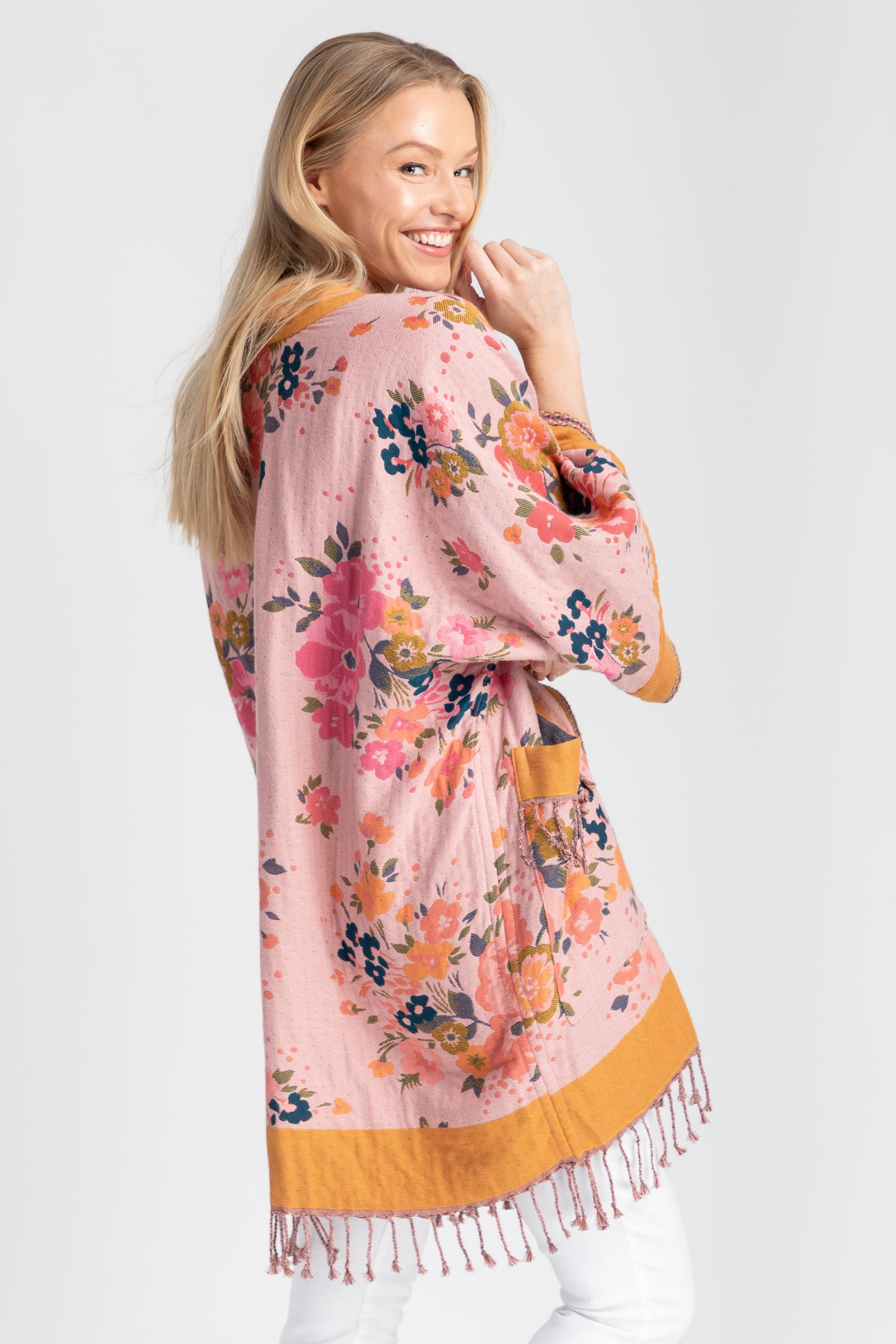 KIRKVILLE FLORAL KIMONO - Pink