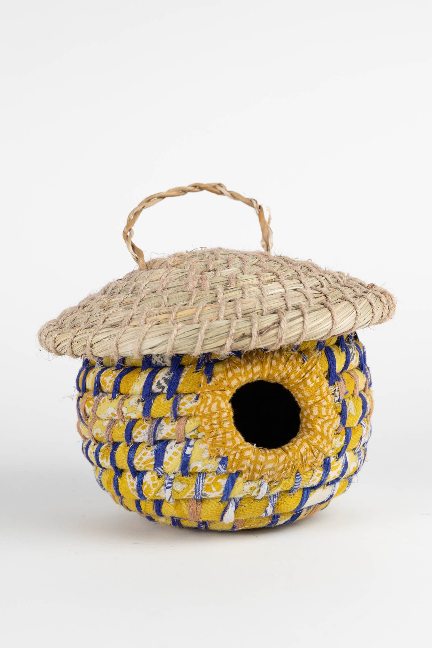 Acorn Sari Birdhouse - Thumbnail 3