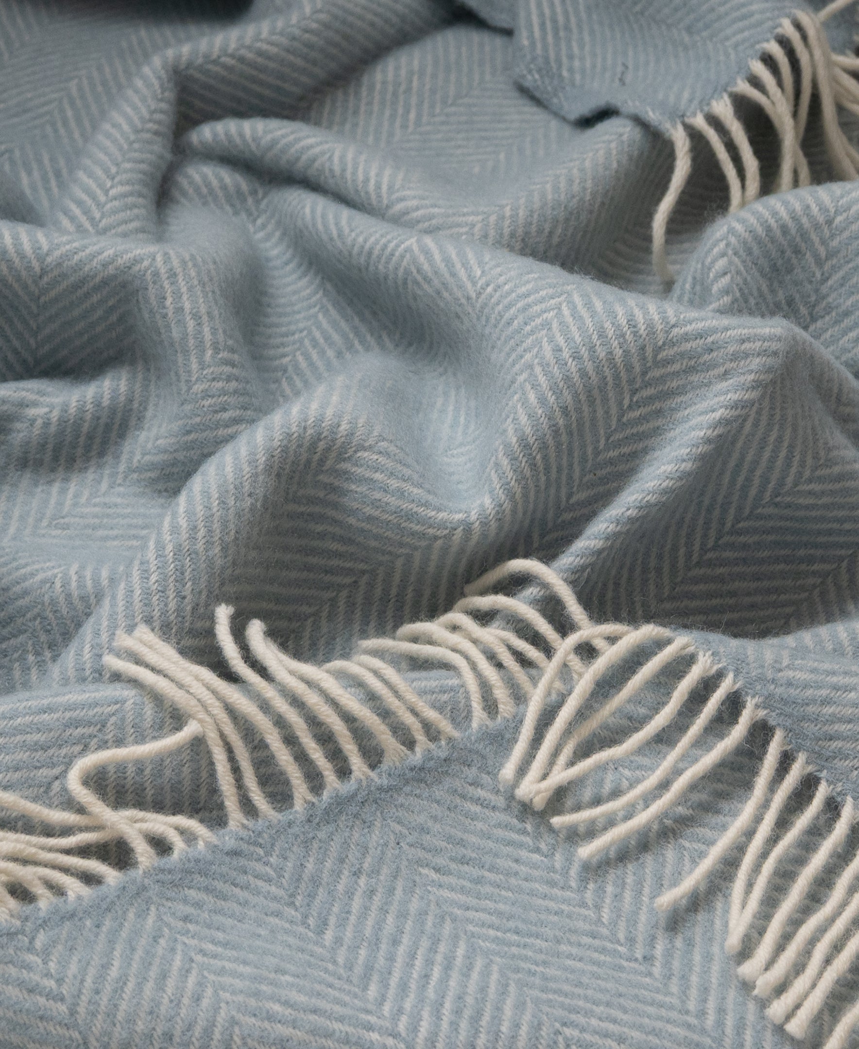 Highland Tweeds Herringbone Pure New Wool Throw ~ Robin ~-Throws and Blankets-[bar code]-Prince of Scots