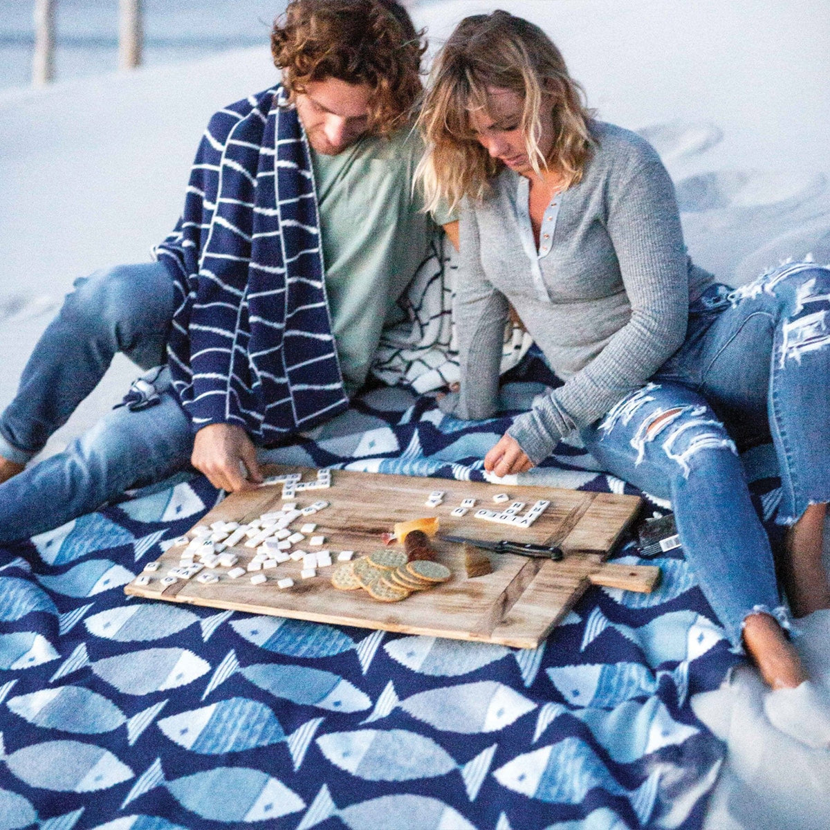 in2green Eco Throw Cotton Sustainable Knit Throw Blanket - Coastal Big Fish 655646738154 BL01FHB2