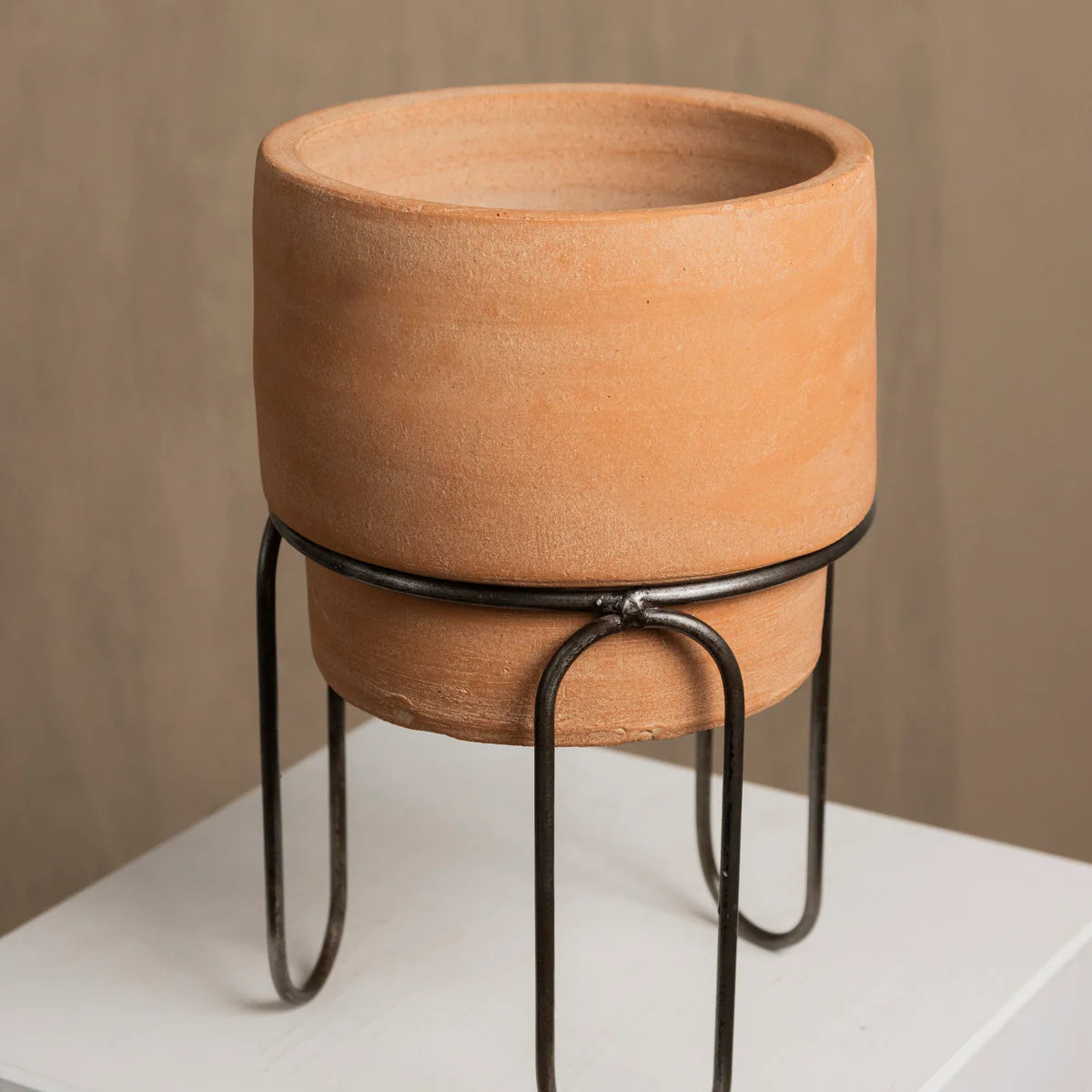 Jaro Small Terracotta Planter