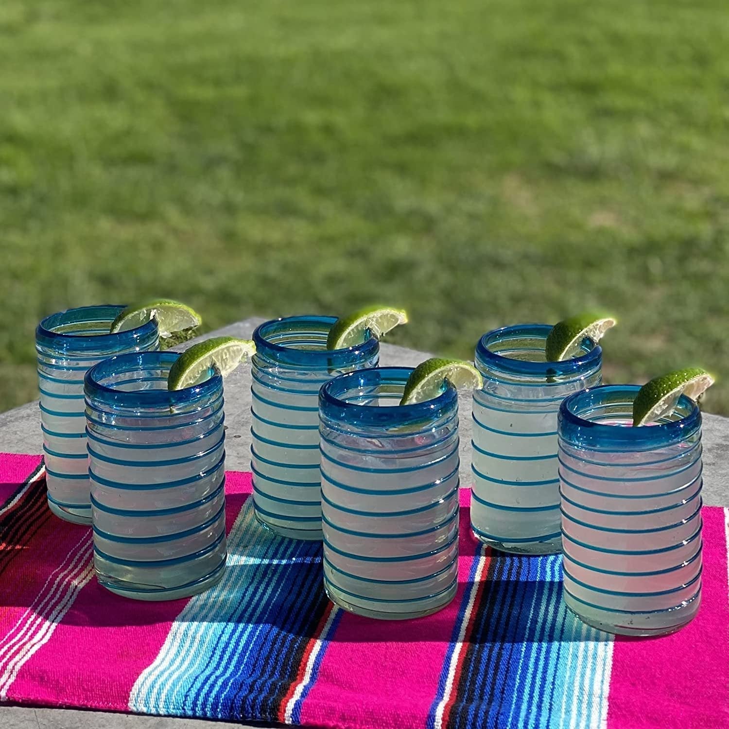 Set of 6 Glasses with an Aqua Spiral Design