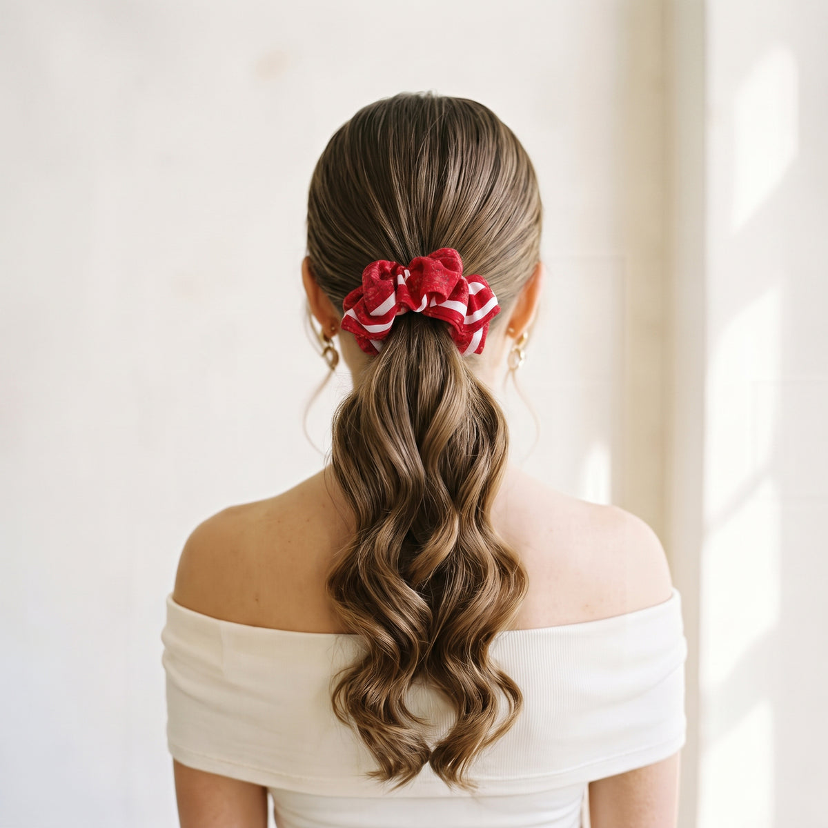 E&K Hair Scrunchies: Red Mirror Assortment (Set of 4)