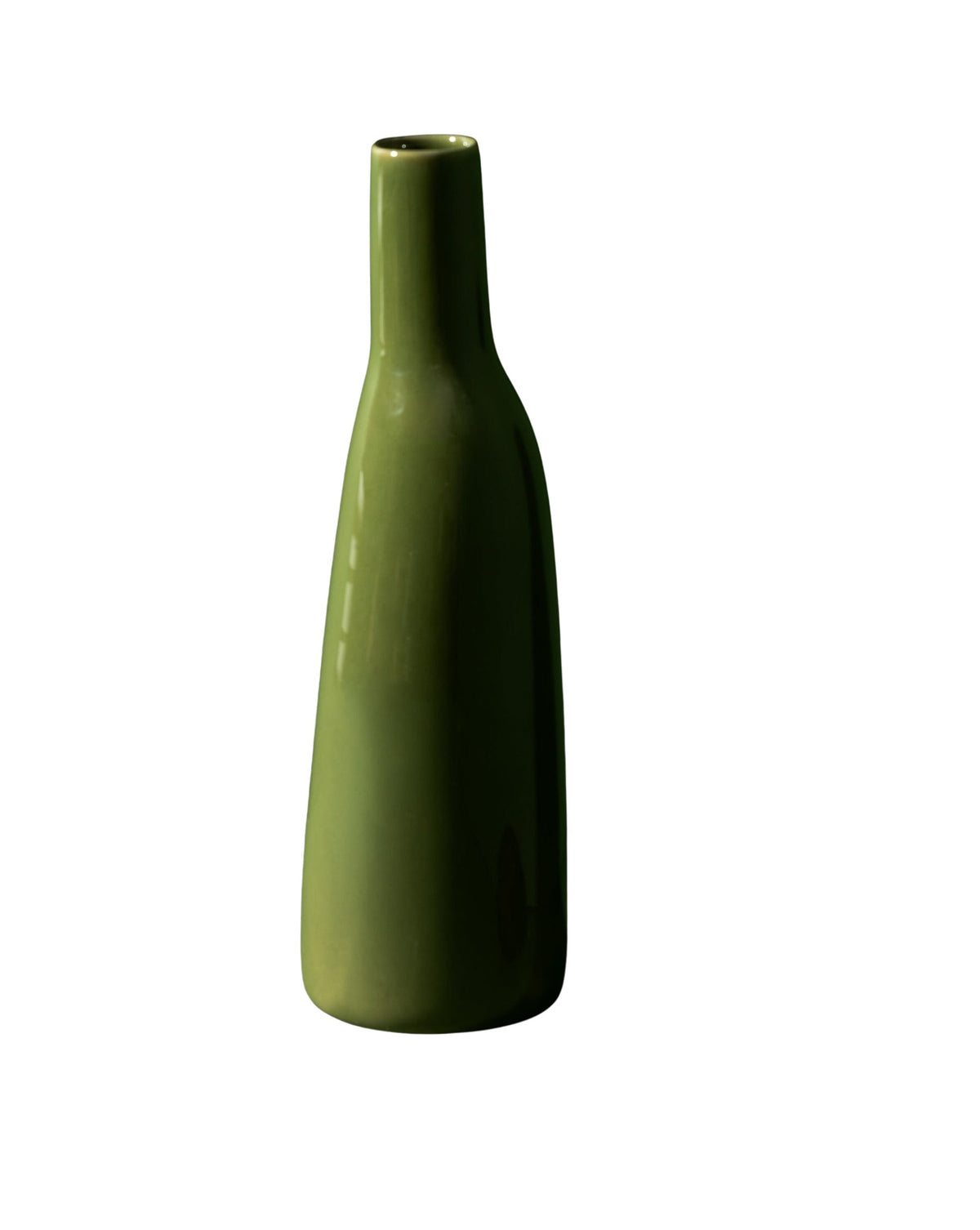 handmade, artisan made, jug, matte white, pitcher, bottle, blanc mat, matte finish, serveware, drinkware, pichet, bouteille, carafe, blanc mat, artisan made fait à la main, arisanal,  intemporel, design, dadasi, gharyan stoneware, ethically made, ethique, fair trade, commerce équitable
