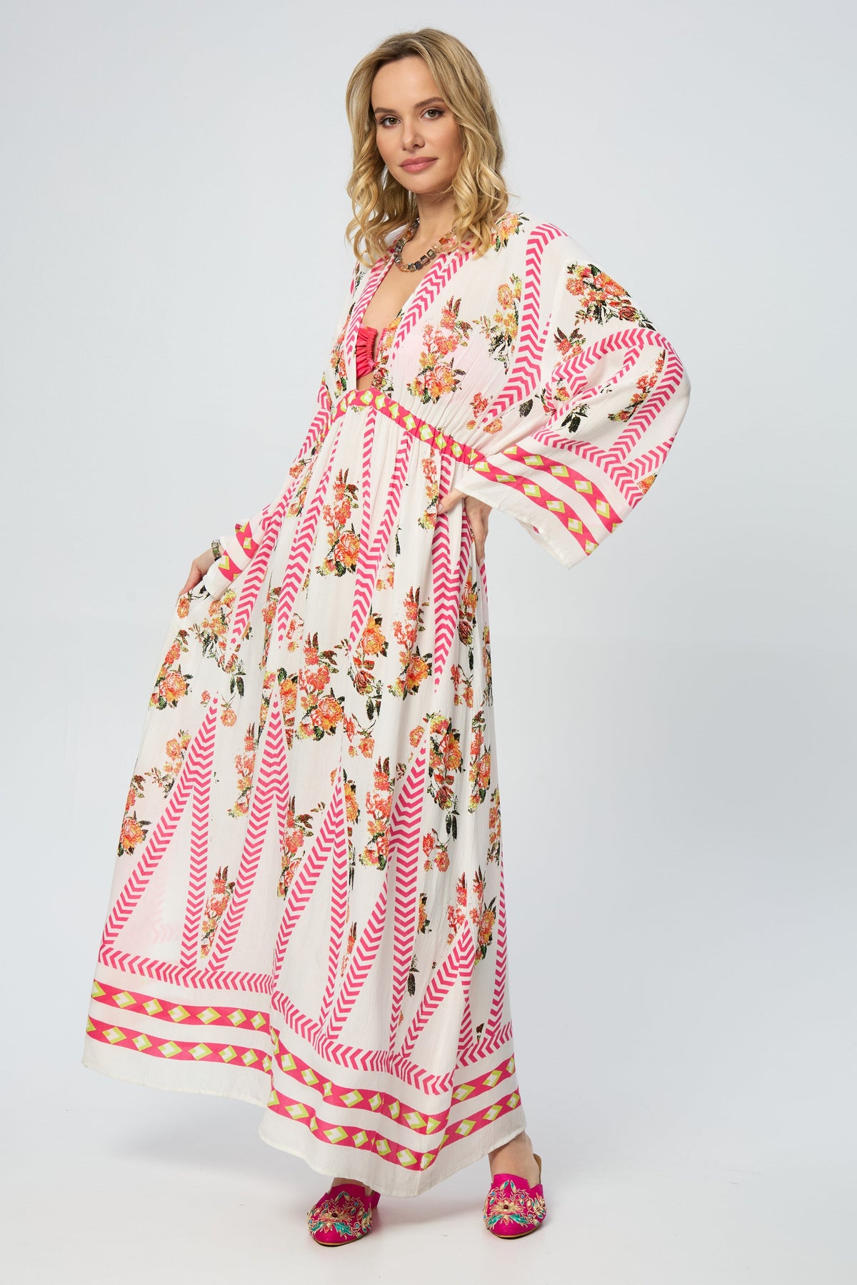 Aztec Floral Keyhole Kaftan - White Combo