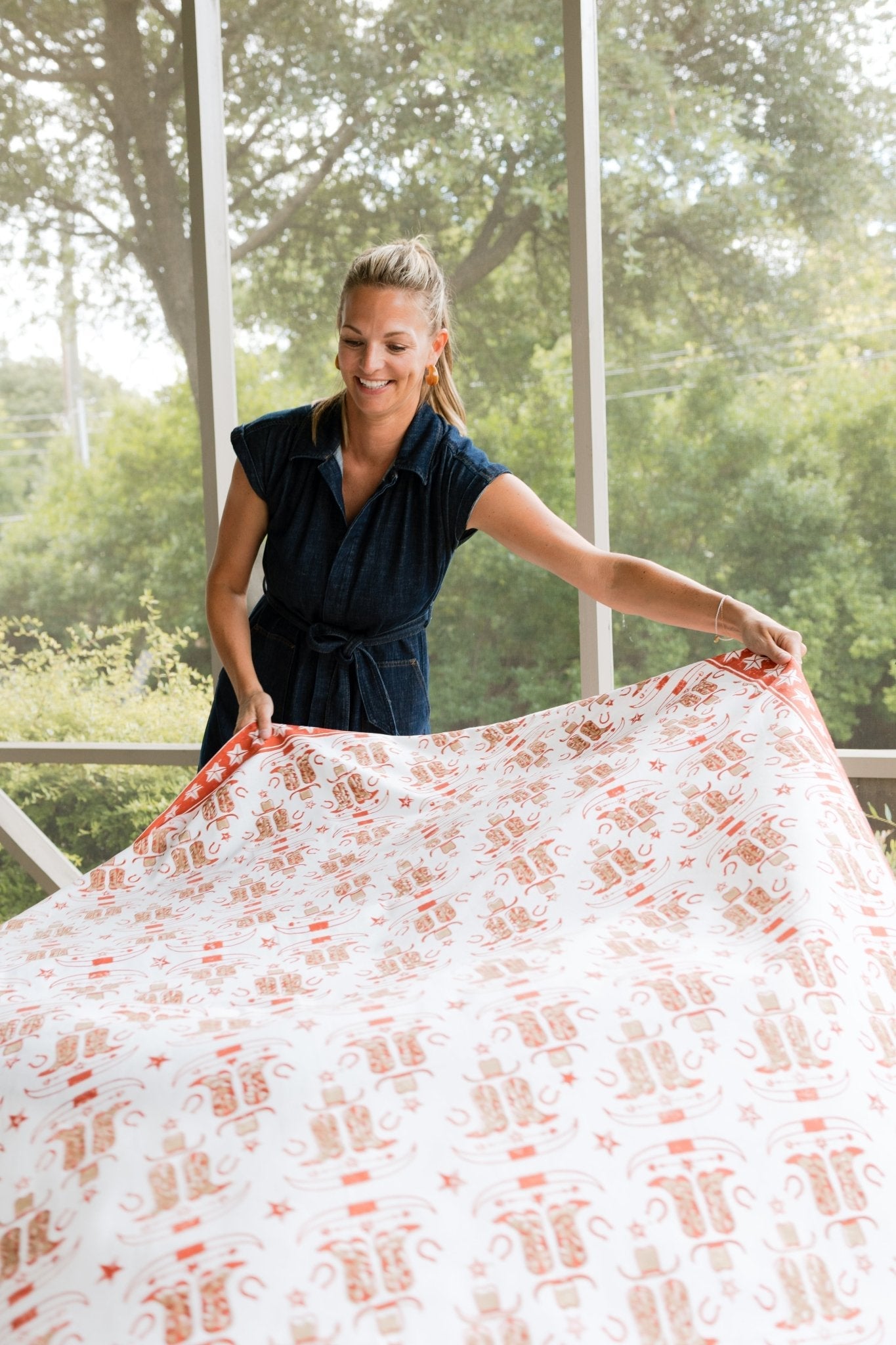 Table Throw (Ivory) - Cowgirl, Terracotta - The Mended Company