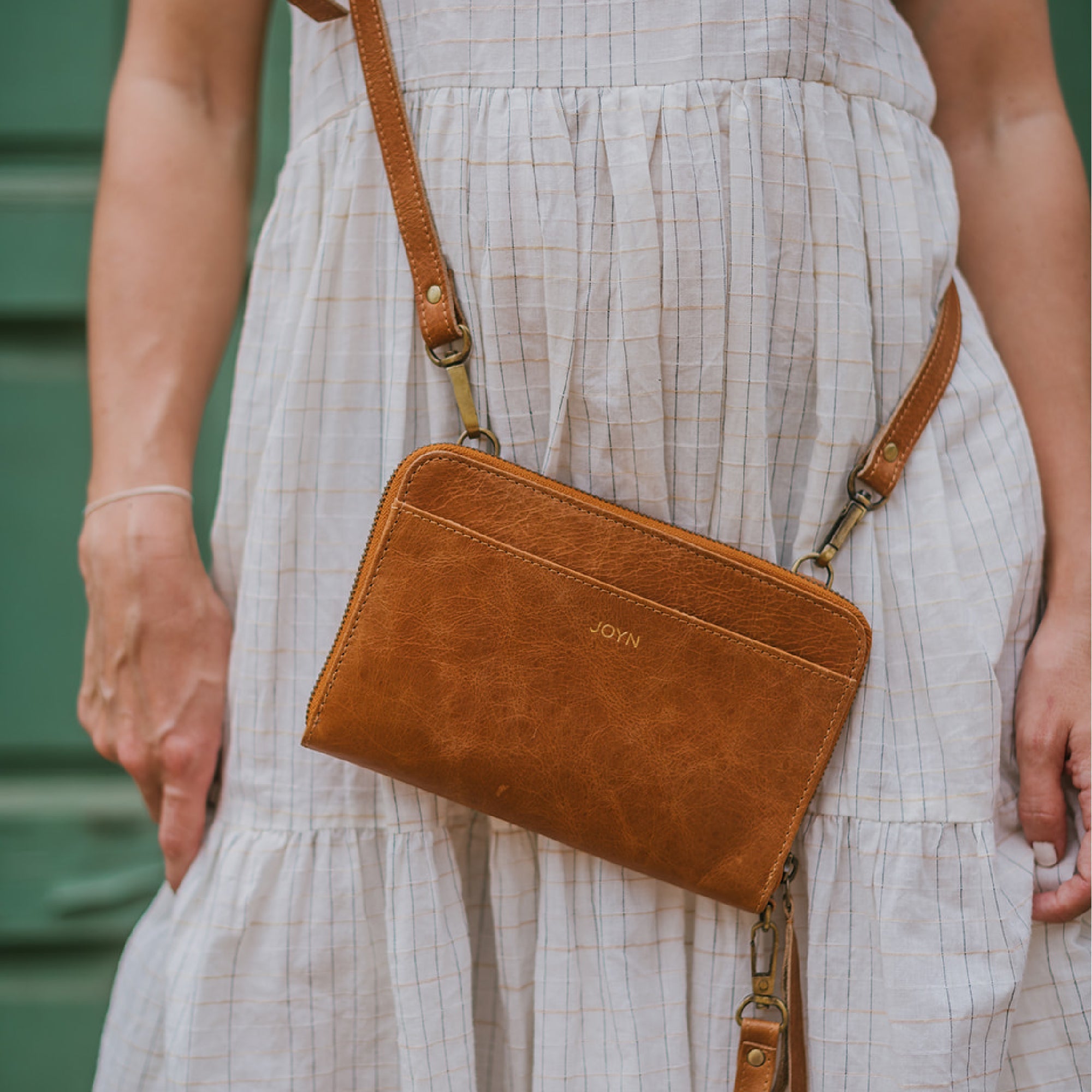 Crossbody Wallet - Vintage Brown - JOYN