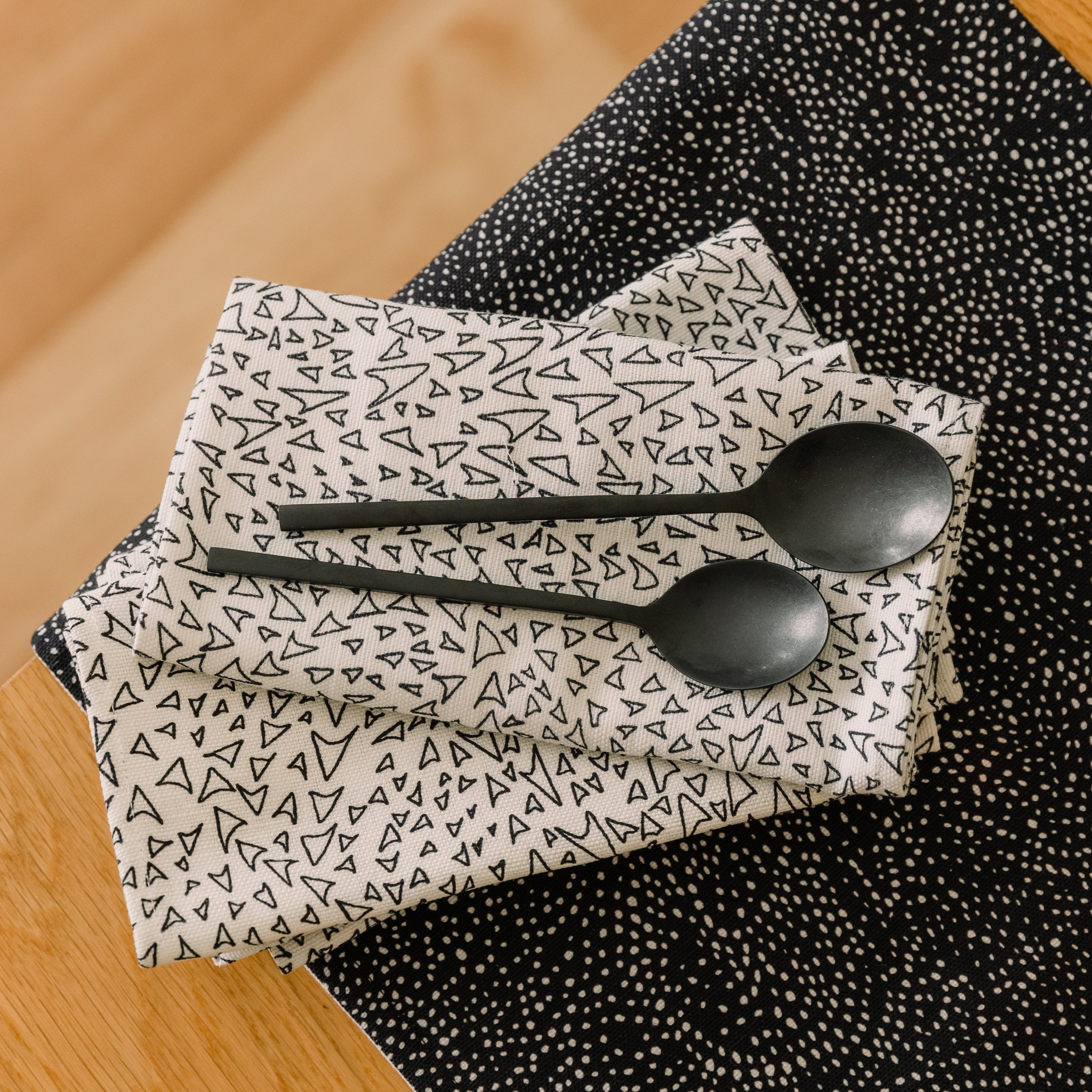 Basilone in Albatross - Pair of Napkins