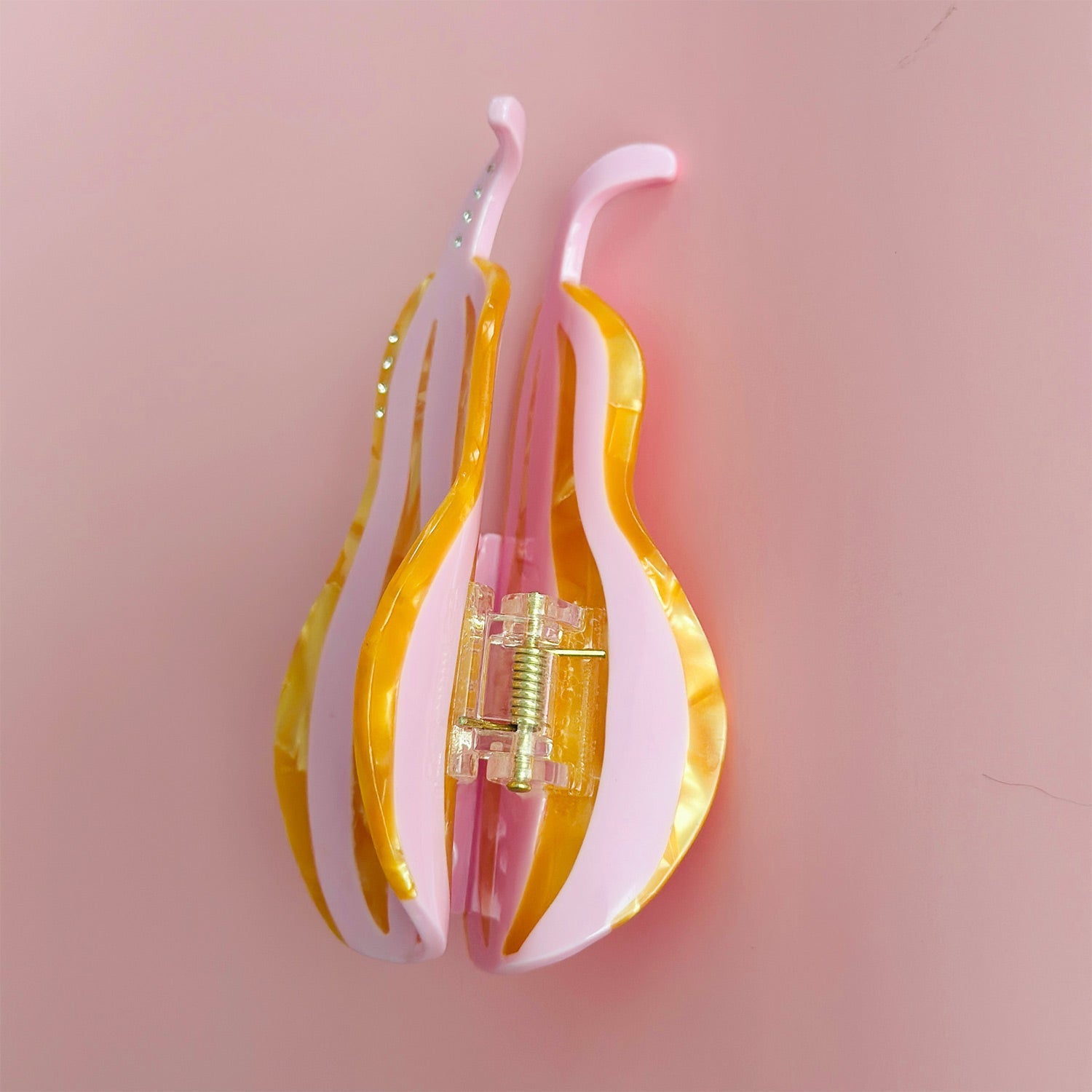 Cozy and delicious fall pink squash hair claw size reference