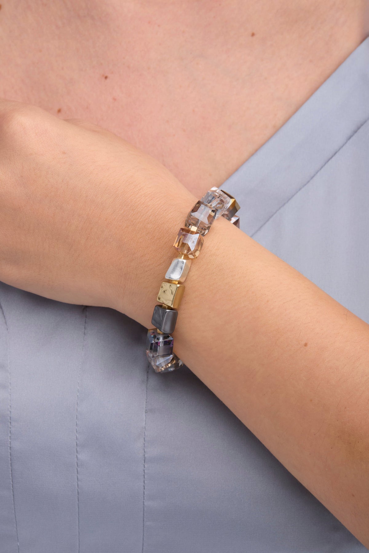 Faceted Bead & Stone Bracelet - Gold
