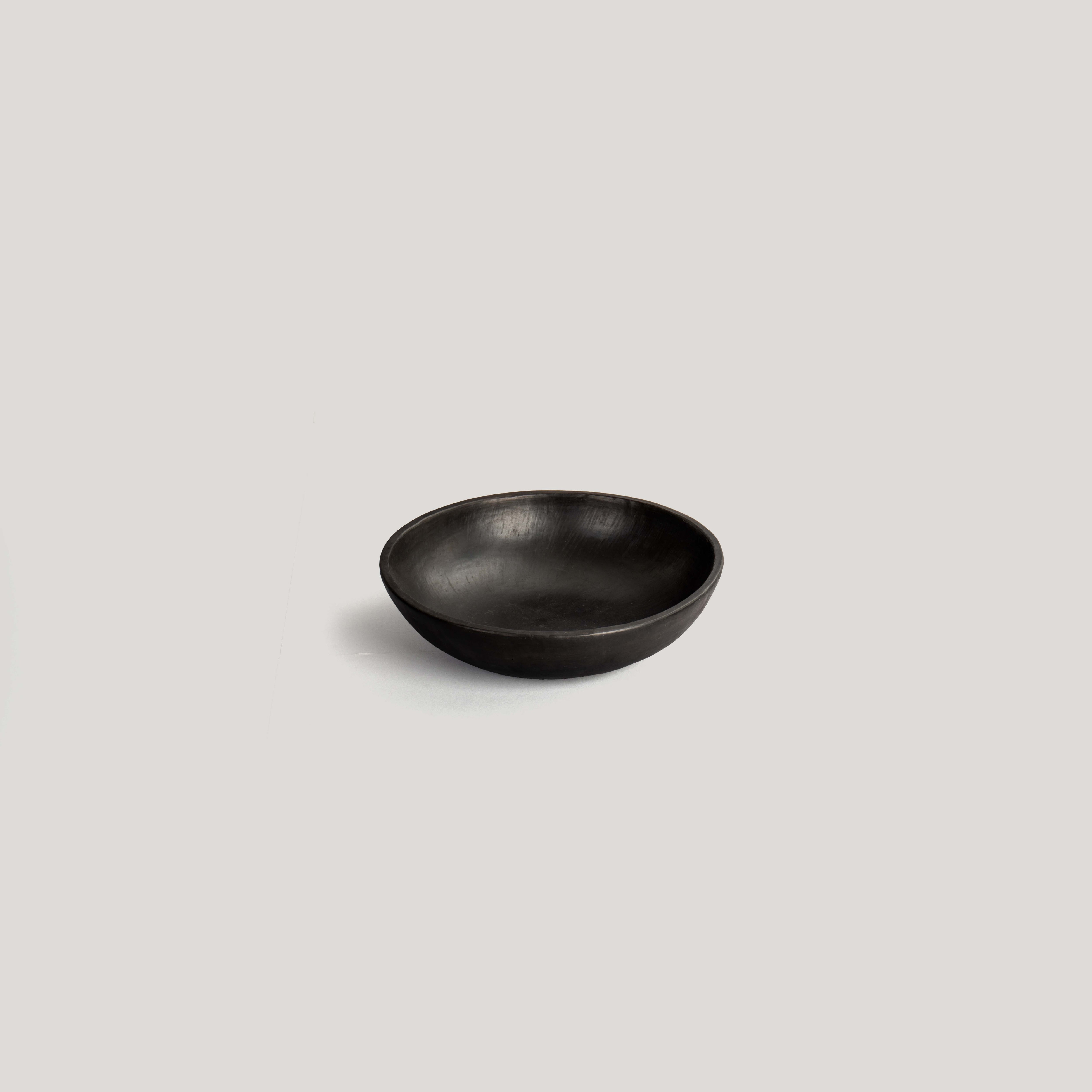 Longpi Black Stone Pottery Serving Bowl