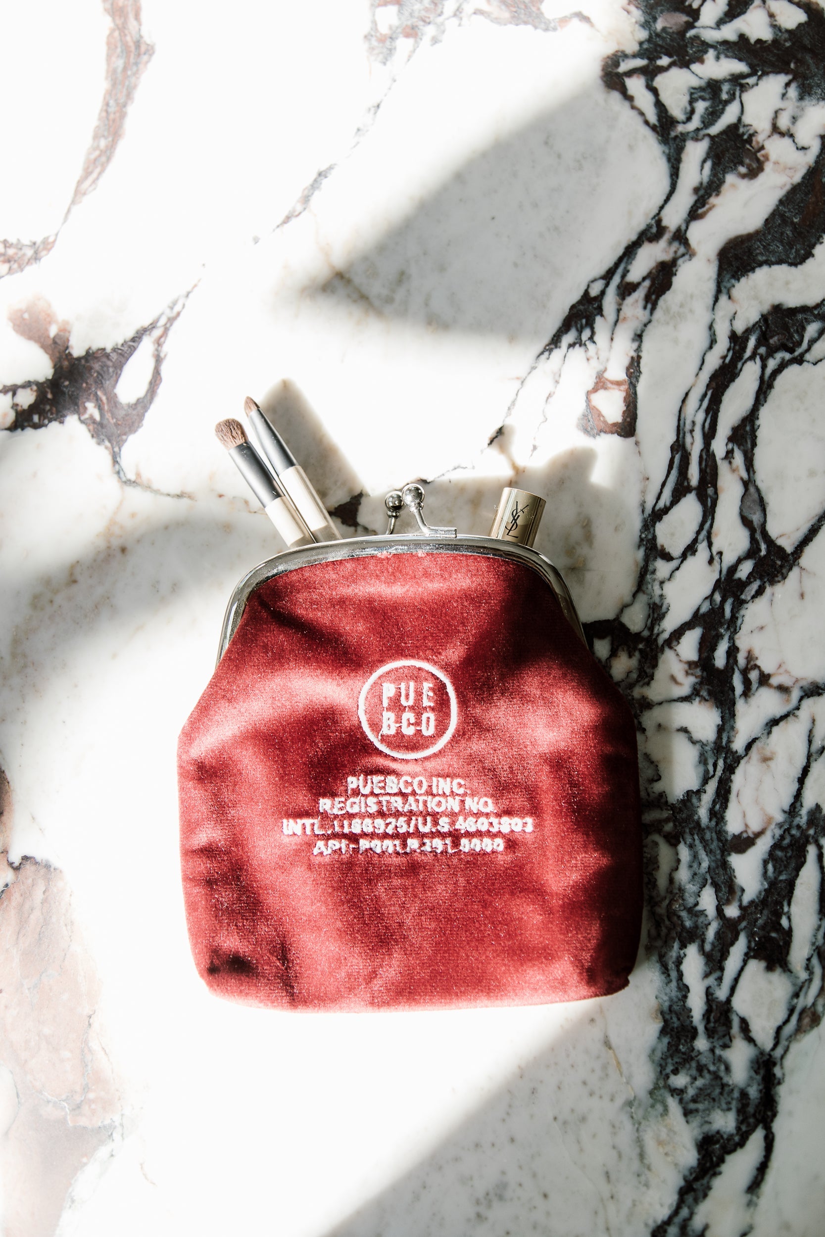 Velvet Frame Pouch 7