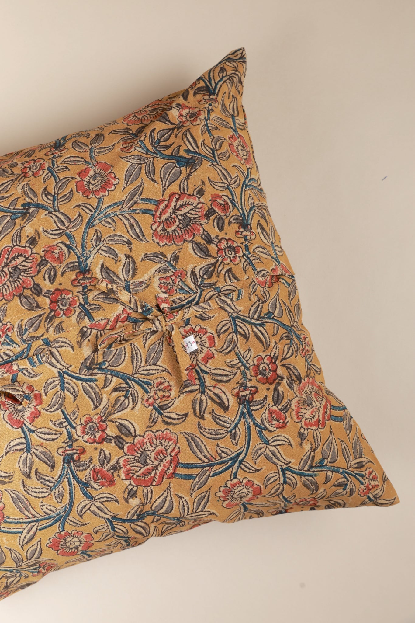 Ninéh Kalamkari Pillow - Thumbnail 4