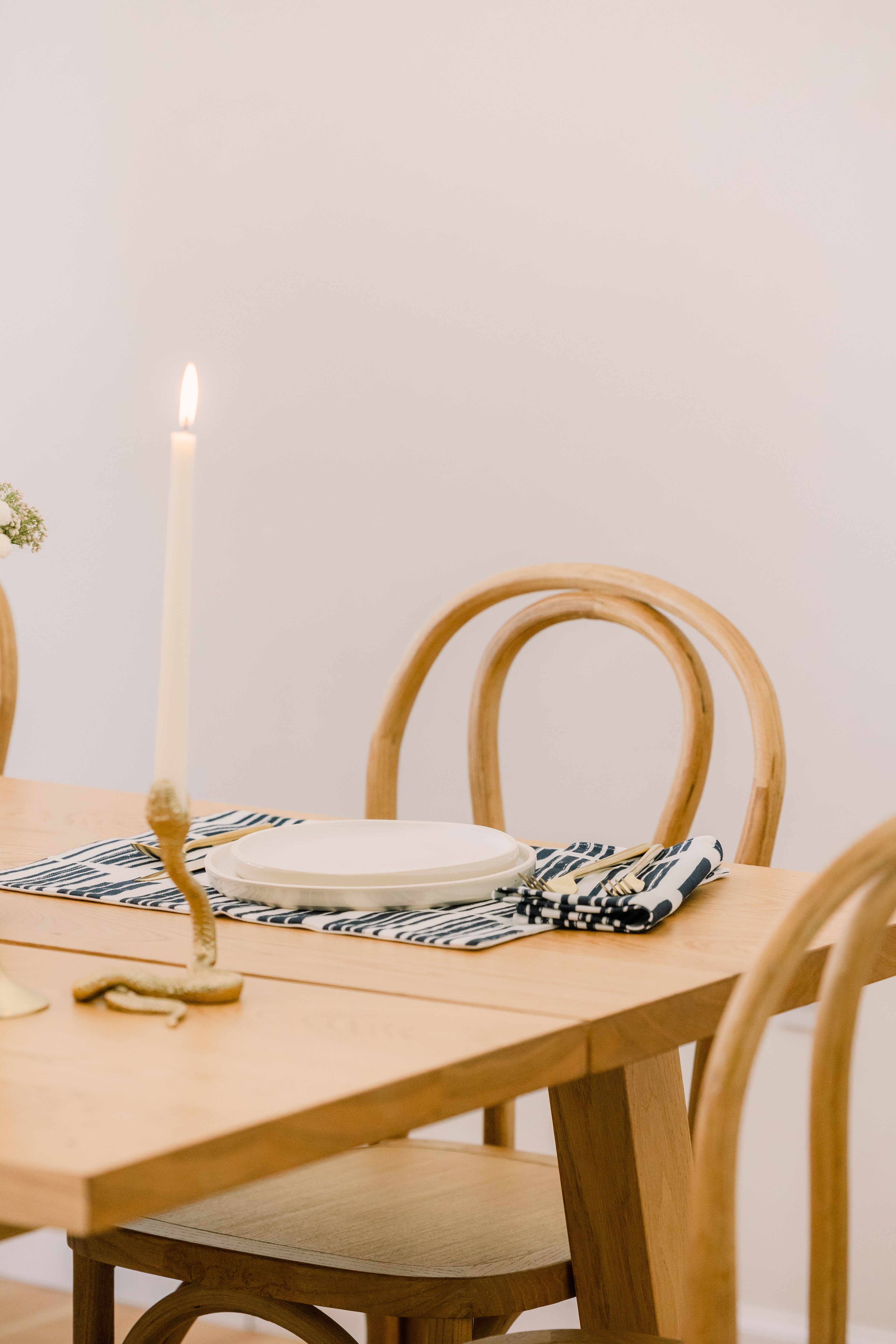 Marguerite in Indigo - Placemat - Thumbnail 4