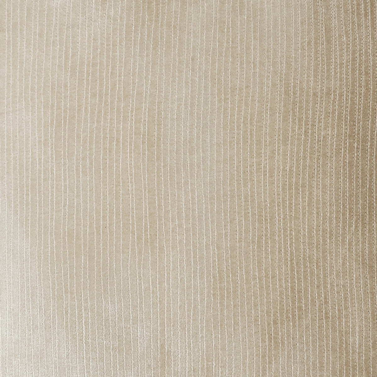 DT-053-10692_10|Detailed texture of a luxurious beige velvet duvet cover fabric, featuring subtle vertical ribbed patterns for elegant bedding.