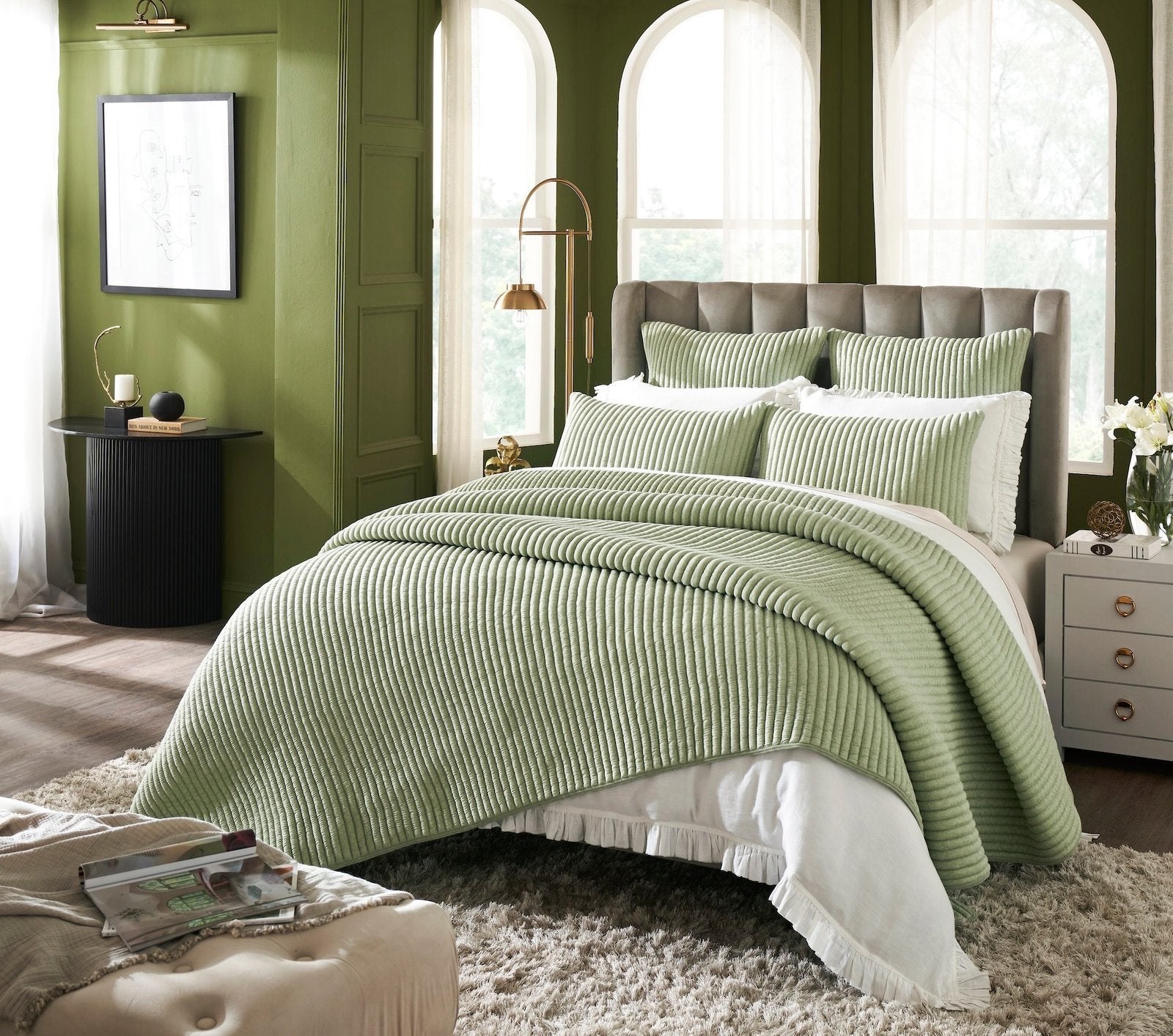 QT-370-11096_2|Chic sage green corduroy ribbed quilt and pillow set on a modern bed, perfect for a fresh and stylish bedroom look.