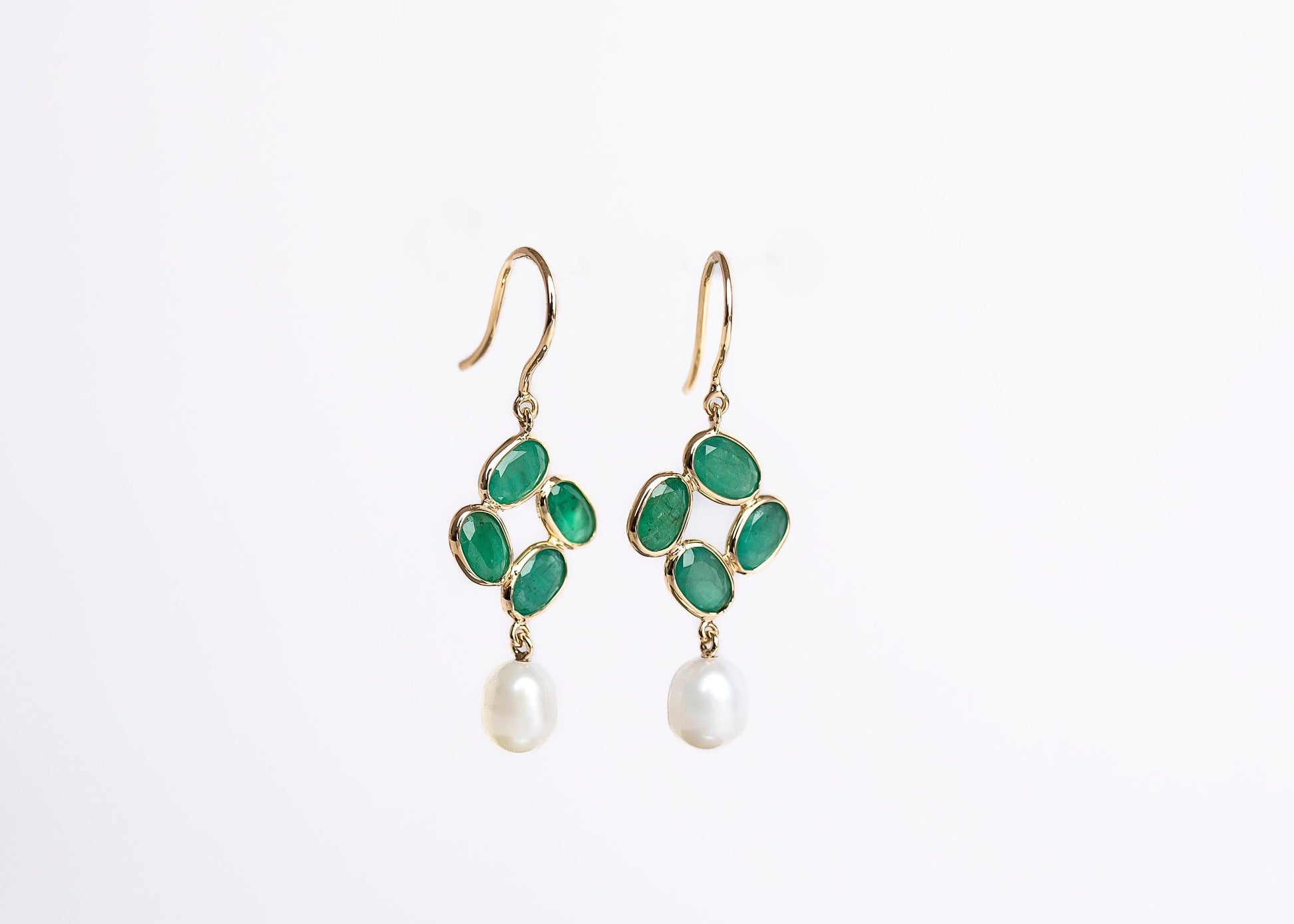 Royal Garden Earrings minimal everyday fine jewelry in solid gold and sterling 925 silver with natural gemstones.