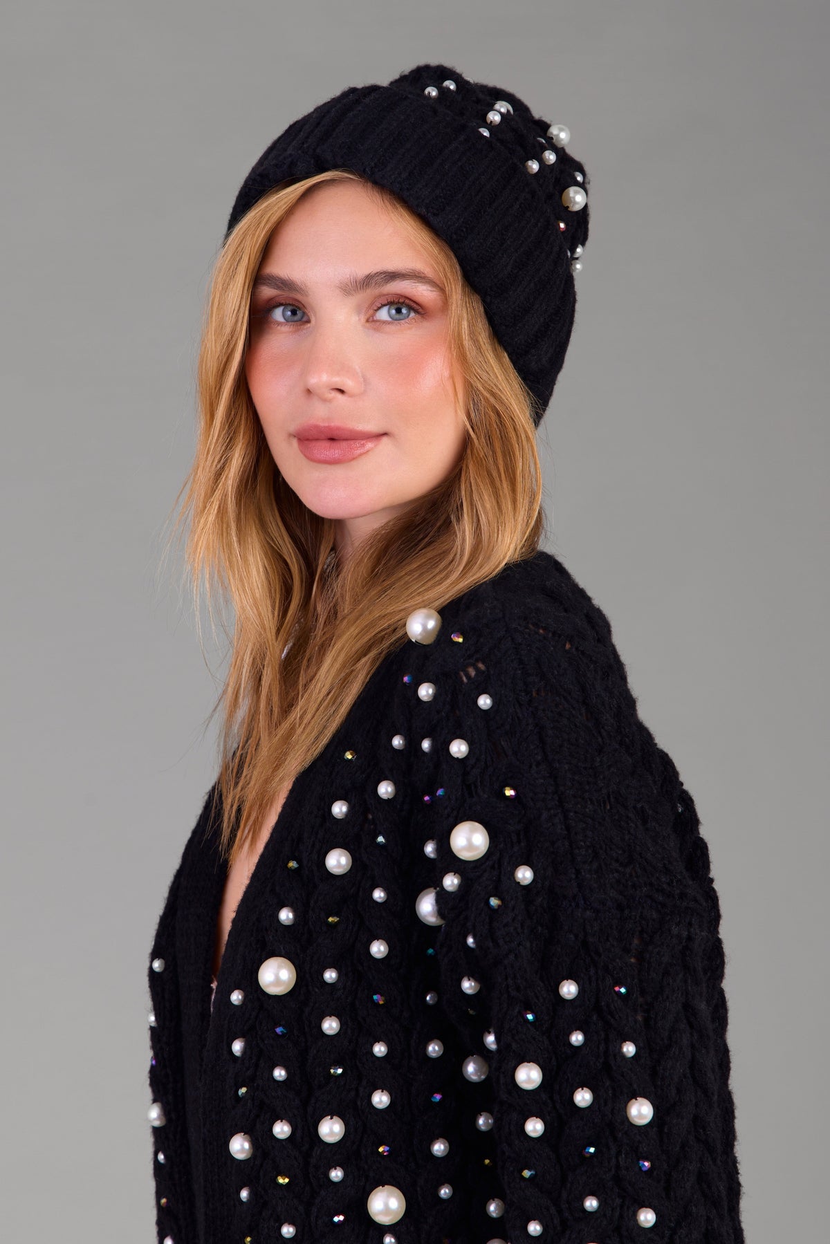 Pearl Cable Knit Beanie - Black