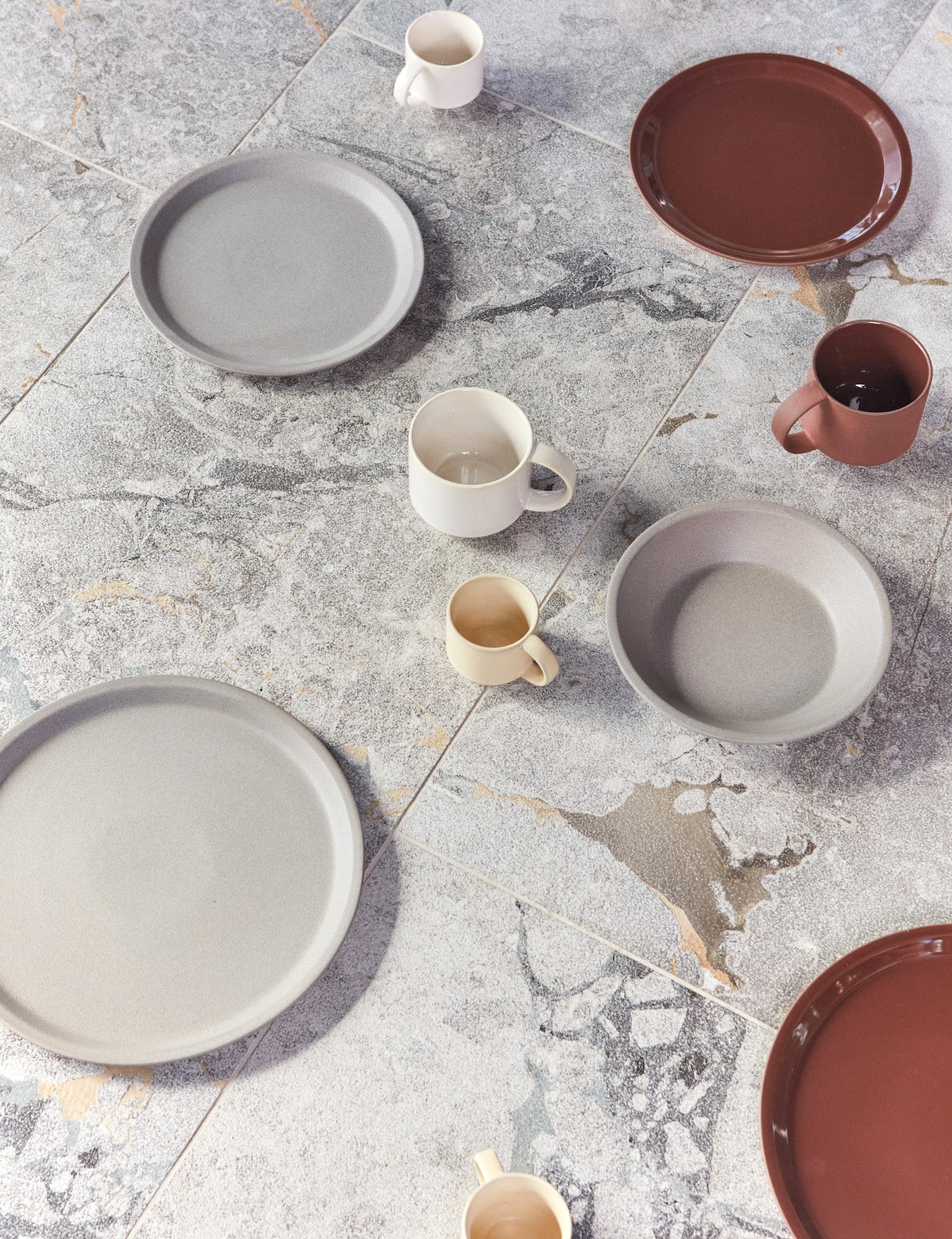 Yuka Lunch Plate Set Of 2 In Stone 2
