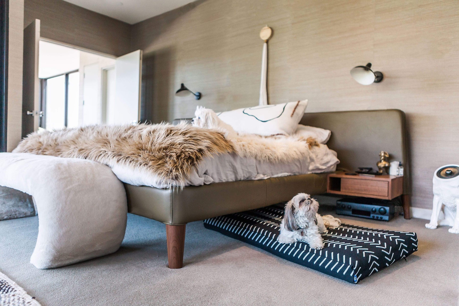 Laylo Pets Boho LAY LO Pets - Black Chevron Boho Dog Bed or Bed Cover Lay Lo Pets, Black Chevron Boho Dog Bed