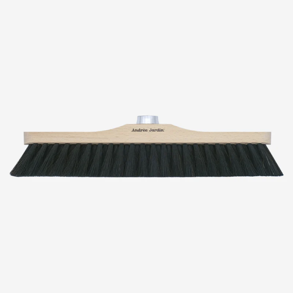 Andrée Jardin Tradition 13" Beechwood Broom Head Utilities Andrée Jardin Andrée Jardin Brand_Andrée Jardin Home_Broom Sets Home_Household Cleaning Andree_JARDIN_-_Tradition_-_LA_MAISON_10_1