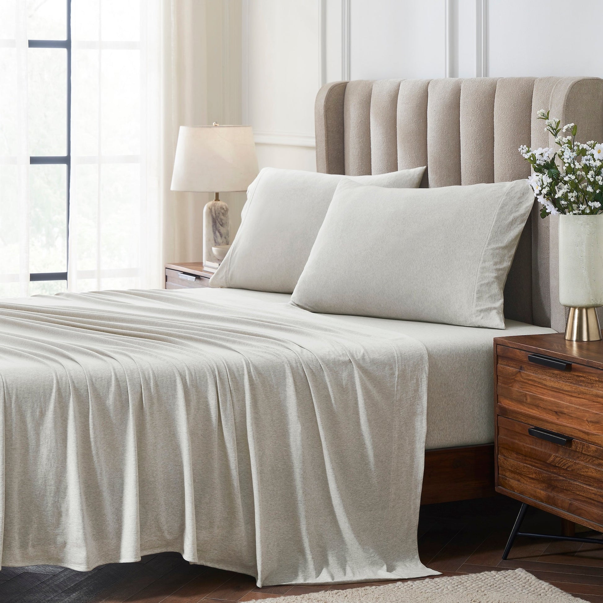 KSS-526-7880_1|Soft, cozy light beige 100% cotton jersey sheets, perfect for a relaxed feel, offering breathable and comfortable sleep.