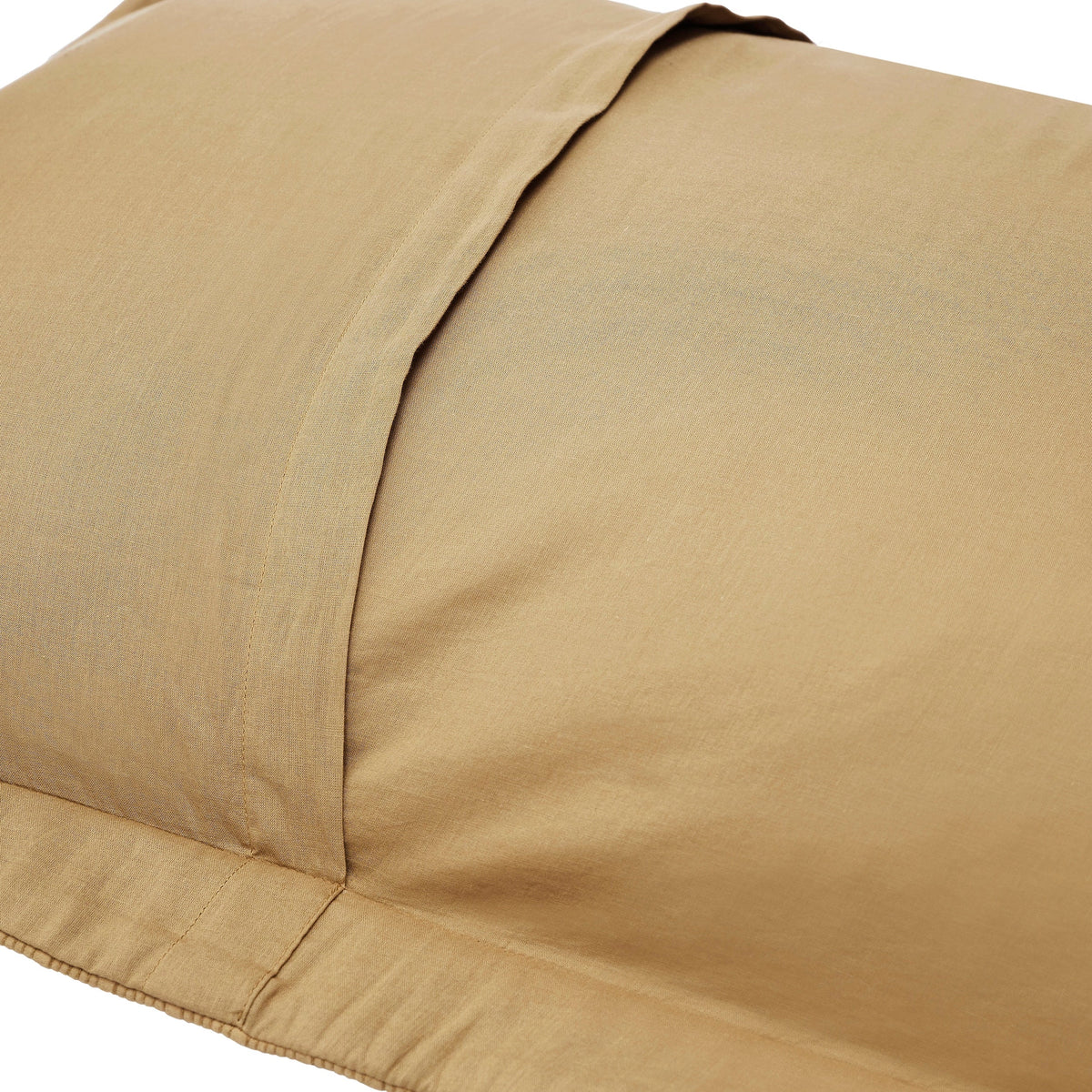 KS-269-2036_2|Detailed view of a rich tan coverlet fabric, highlighting its smooth texture and elegant stitched edge design.