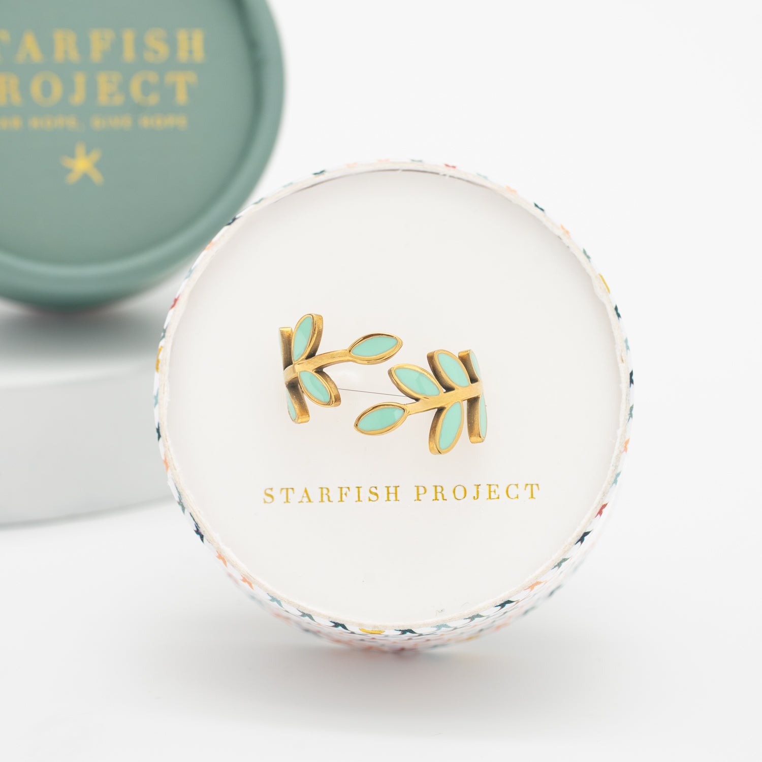 Jewelry box, adjustable gold ring, green colored ring, quality jewelry, fair trade jewelry, presents for christmas