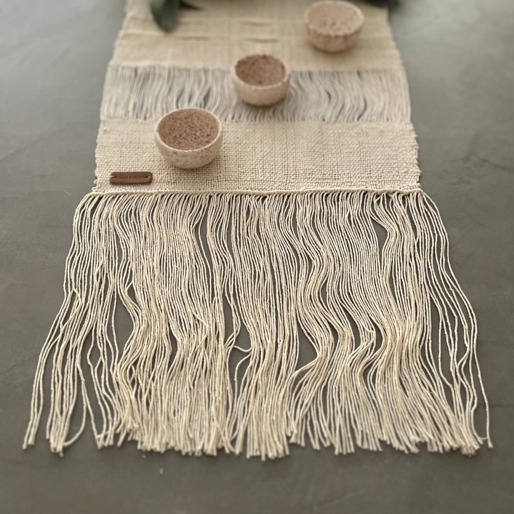 White Thread Table Runner - Thumbnail 5