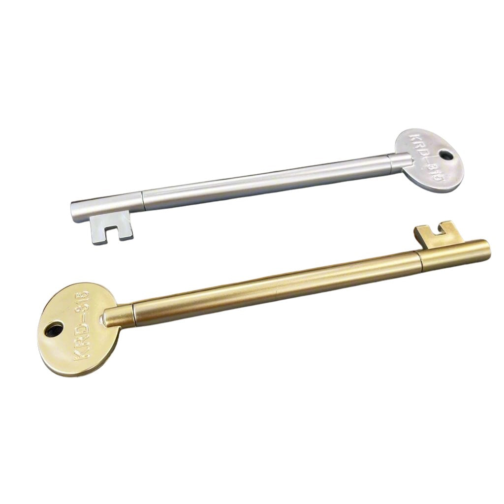 Vintage key-shaped pen in gold and silver metallic finish – unlock your creativity with every word