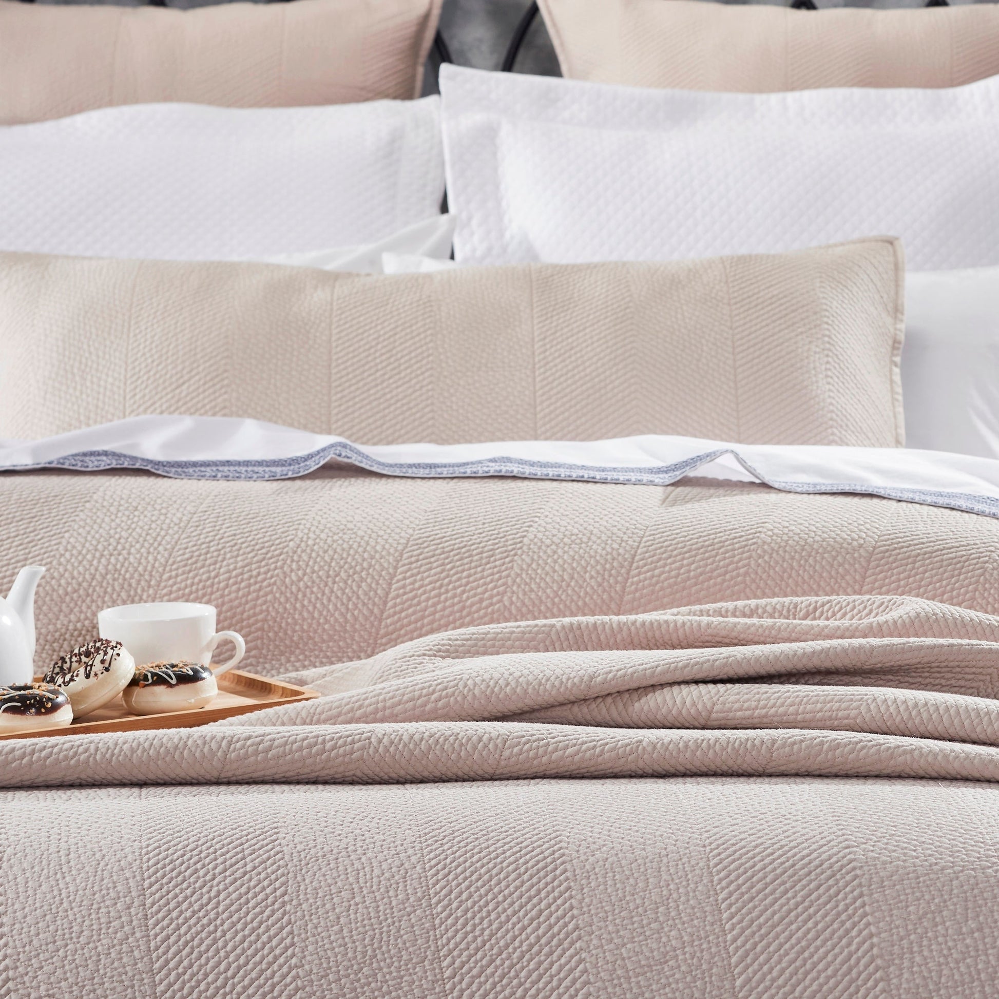 CL-171-11096-LOT1A_4|Cozy beige herringbone quilted coverlet displaying texture details, perfect for a comfortable and stylish bedroom.