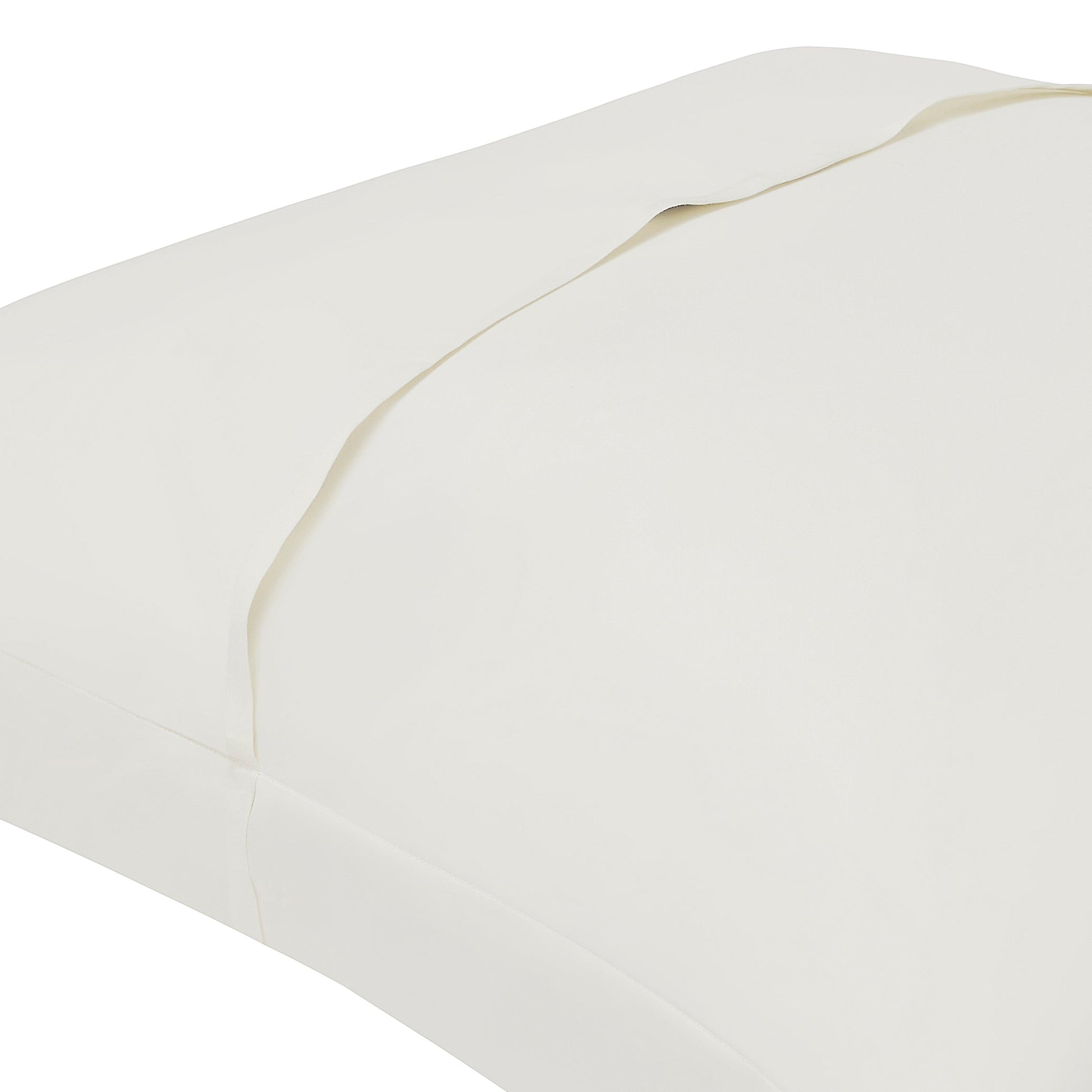 ES-064-2626_2|Soft white cotton sateen duvet cover, luxurious feel, sleek design, offering elegant comfort and style for your bed.