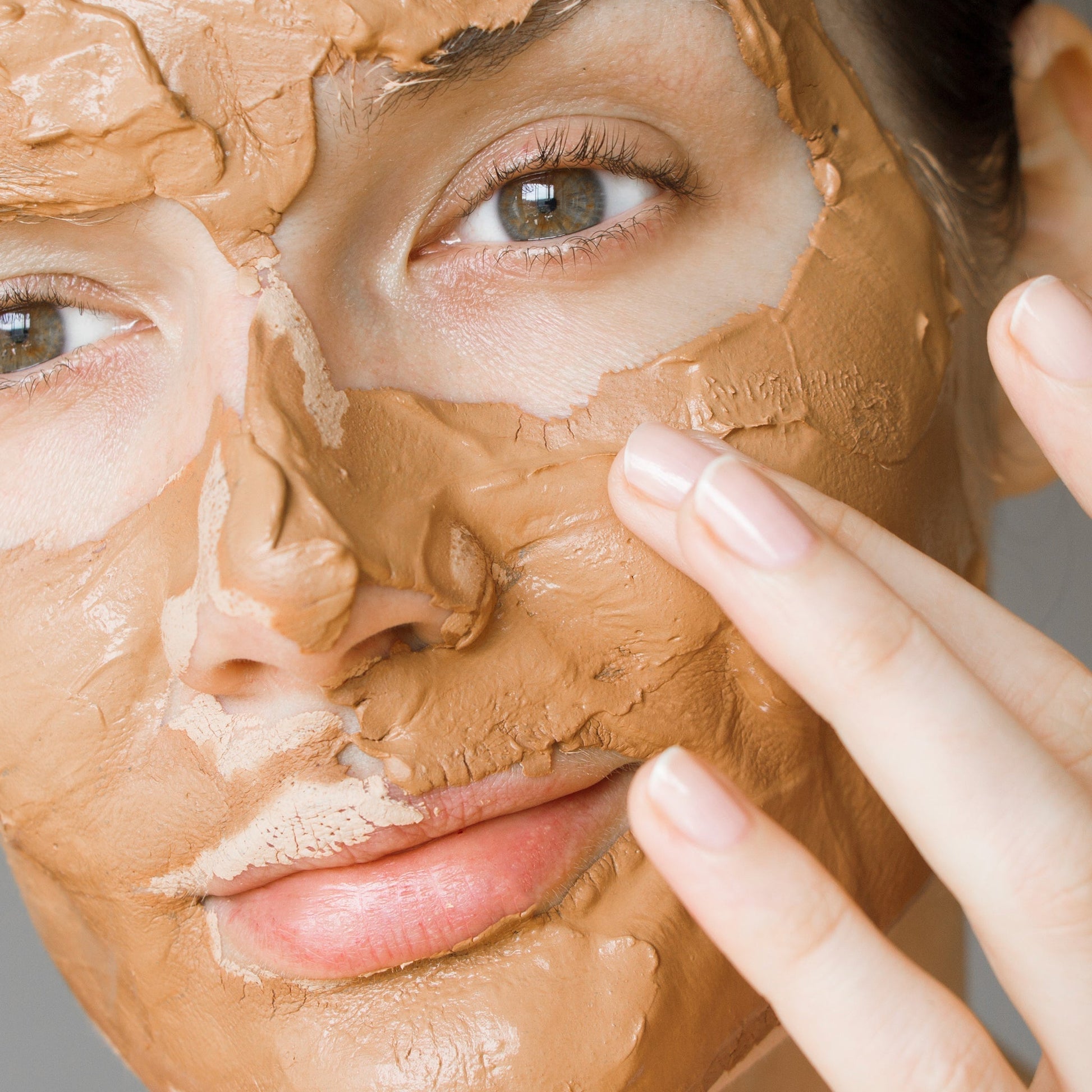 Turmeric and Sandalwood Clay Powder Face Mask Sulina Shop
