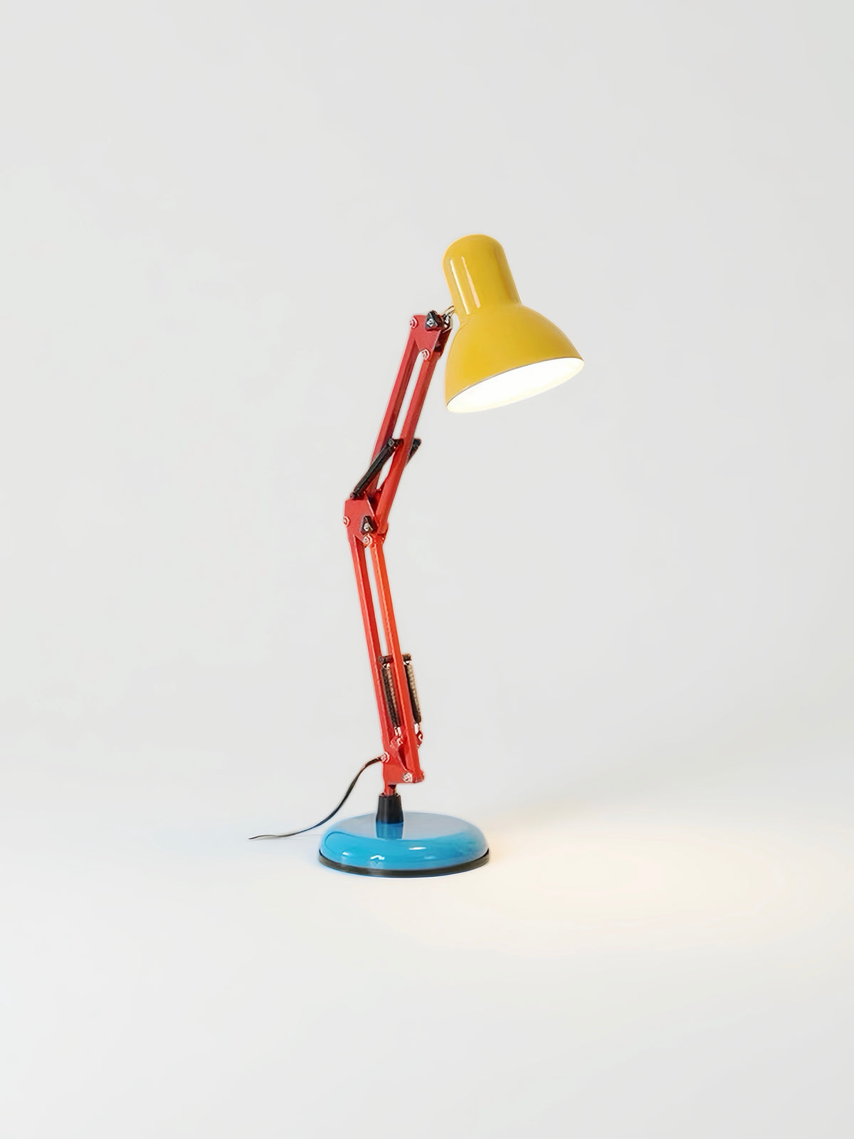 Memphis Retro Table Lamp
