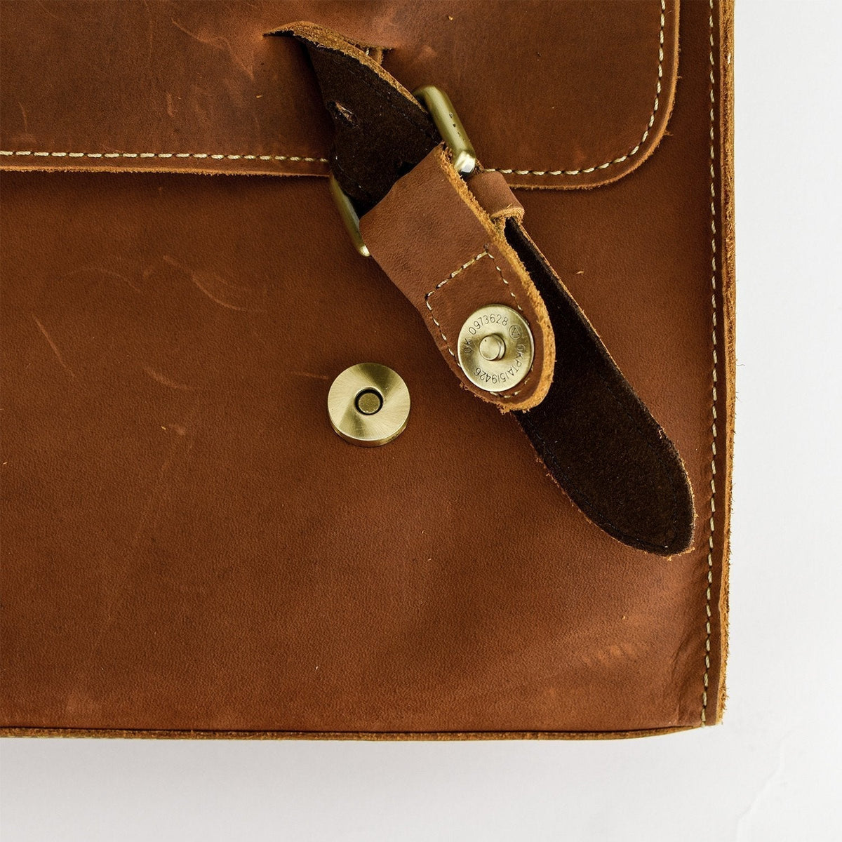 WANDERLUST Vintage Tablet Case ~ British Tan ~-Luggage-Prince of Scots-Prince of Scots