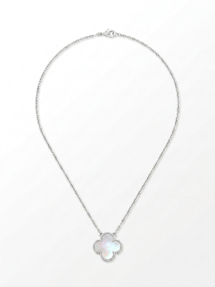 Clover necklace- mother of pearl