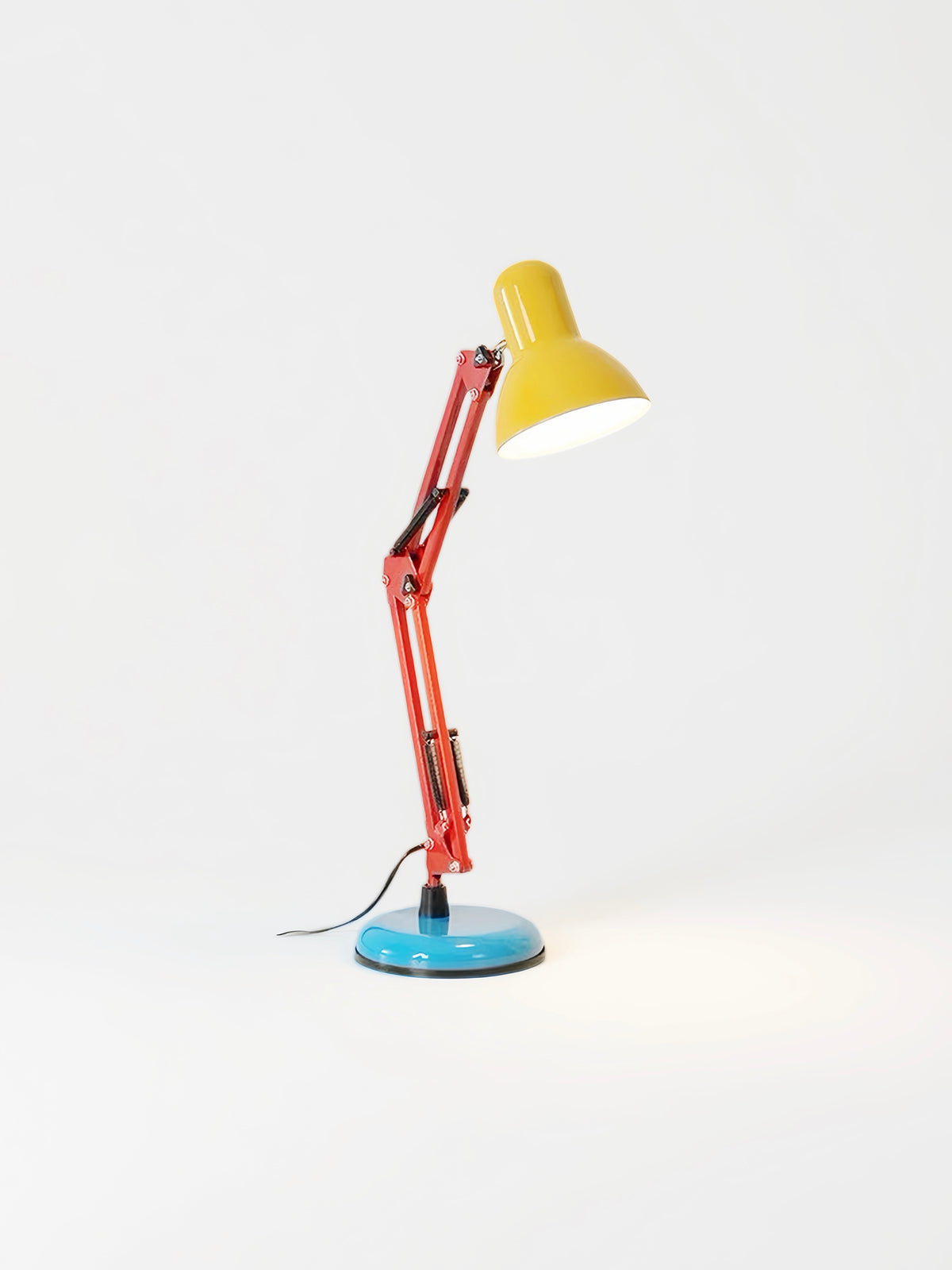 Memphis Retro Table Lamp