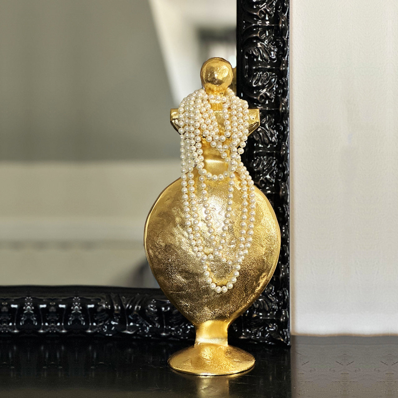 Clio Mannequin Sculpture - Nima Oberoi Lunares 