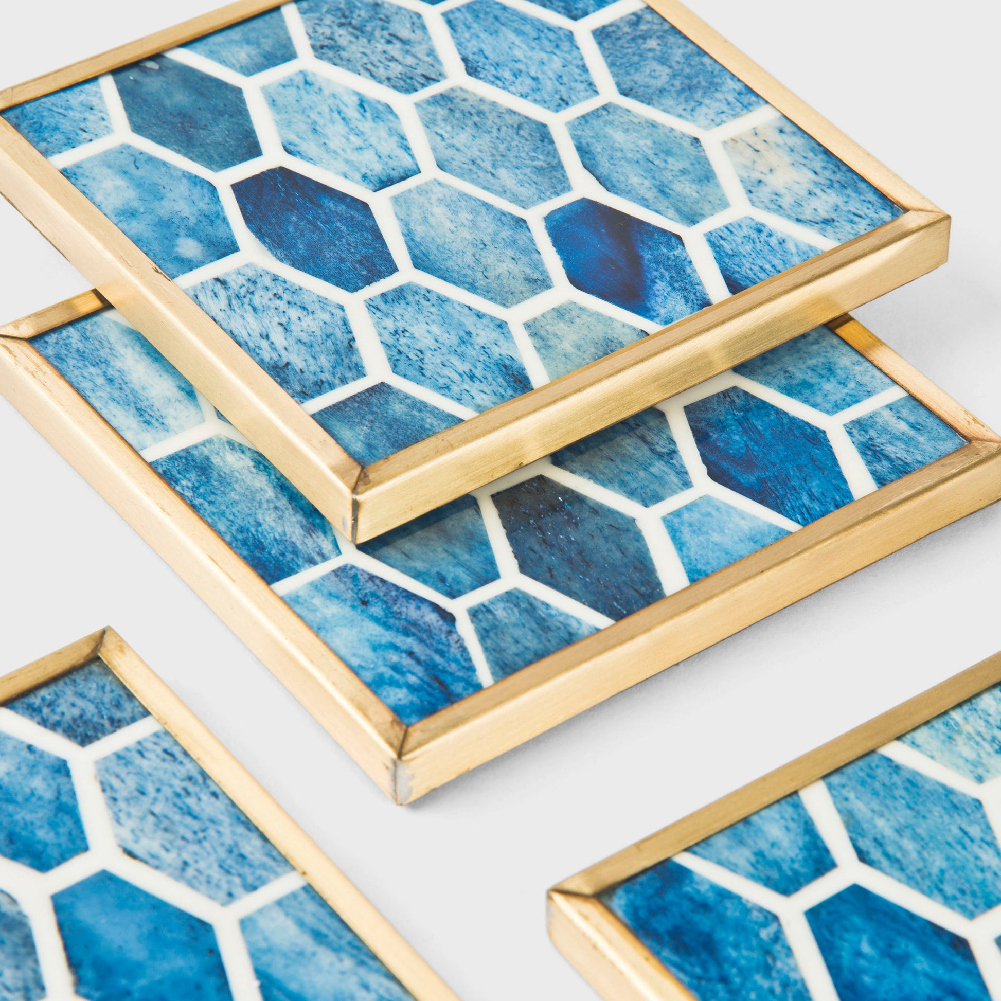 Square 4x4 inch decorative blue resin coasters for home tabletop protection.