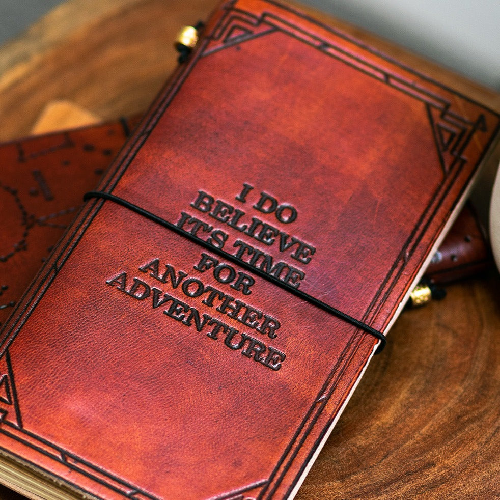 Travel-friendly journal – lightweight design for hiking, backpacking, or city exploring