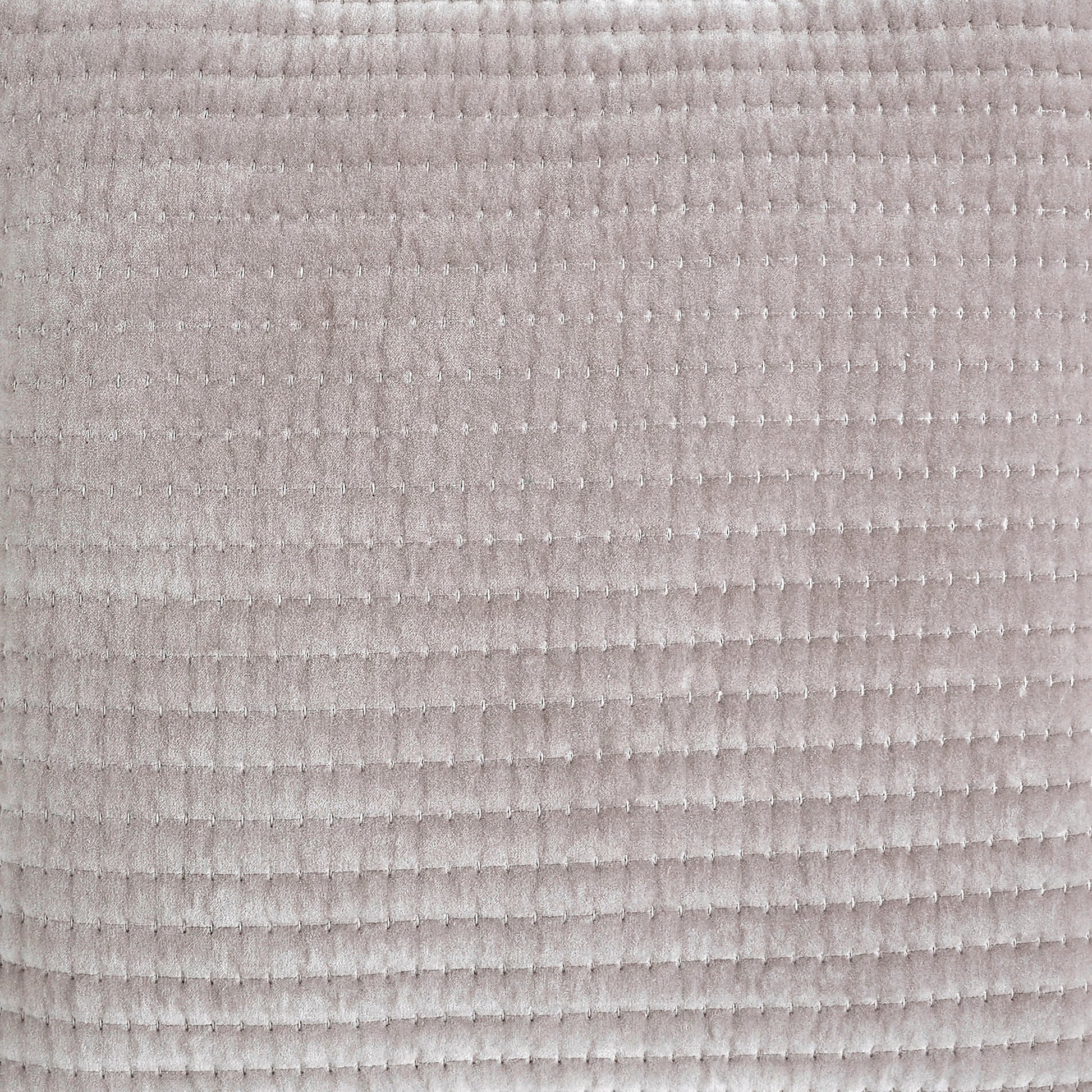 ES-188-2626-LOT1_2|Detailed close-up of a silver-grey coverlet, highlighting its intricate horizontal stitching and luxurious soft texture.