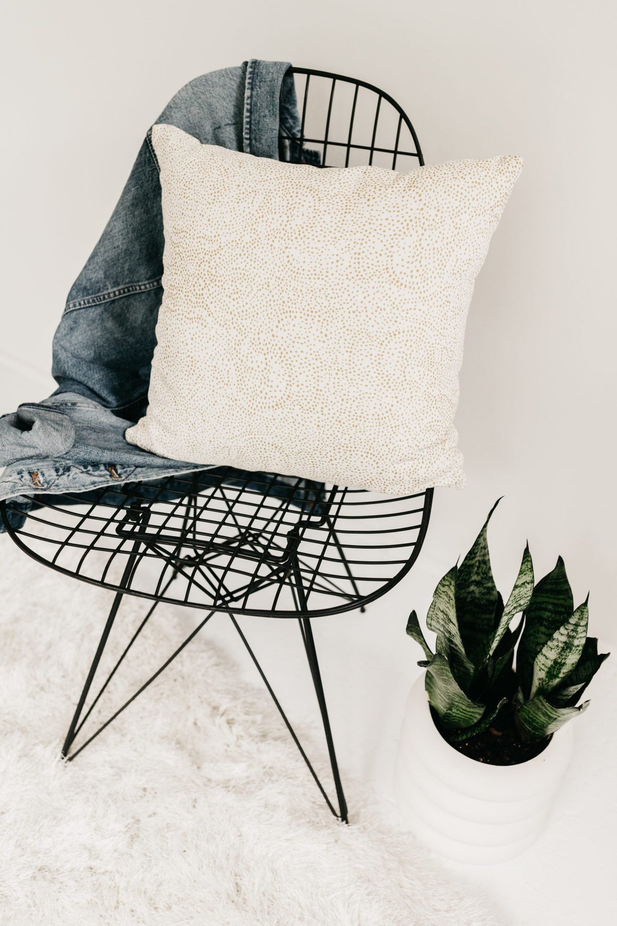 Palizada in Halcyon 18" x 18" Pillow - at300nelson