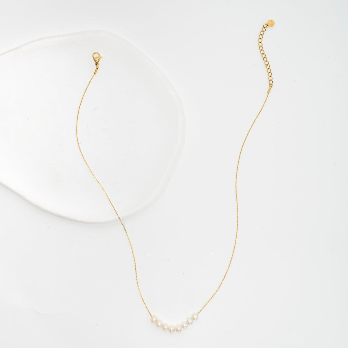 Pearl gold necklace for women, creative gift ideas for Christmas, fair trade store online 